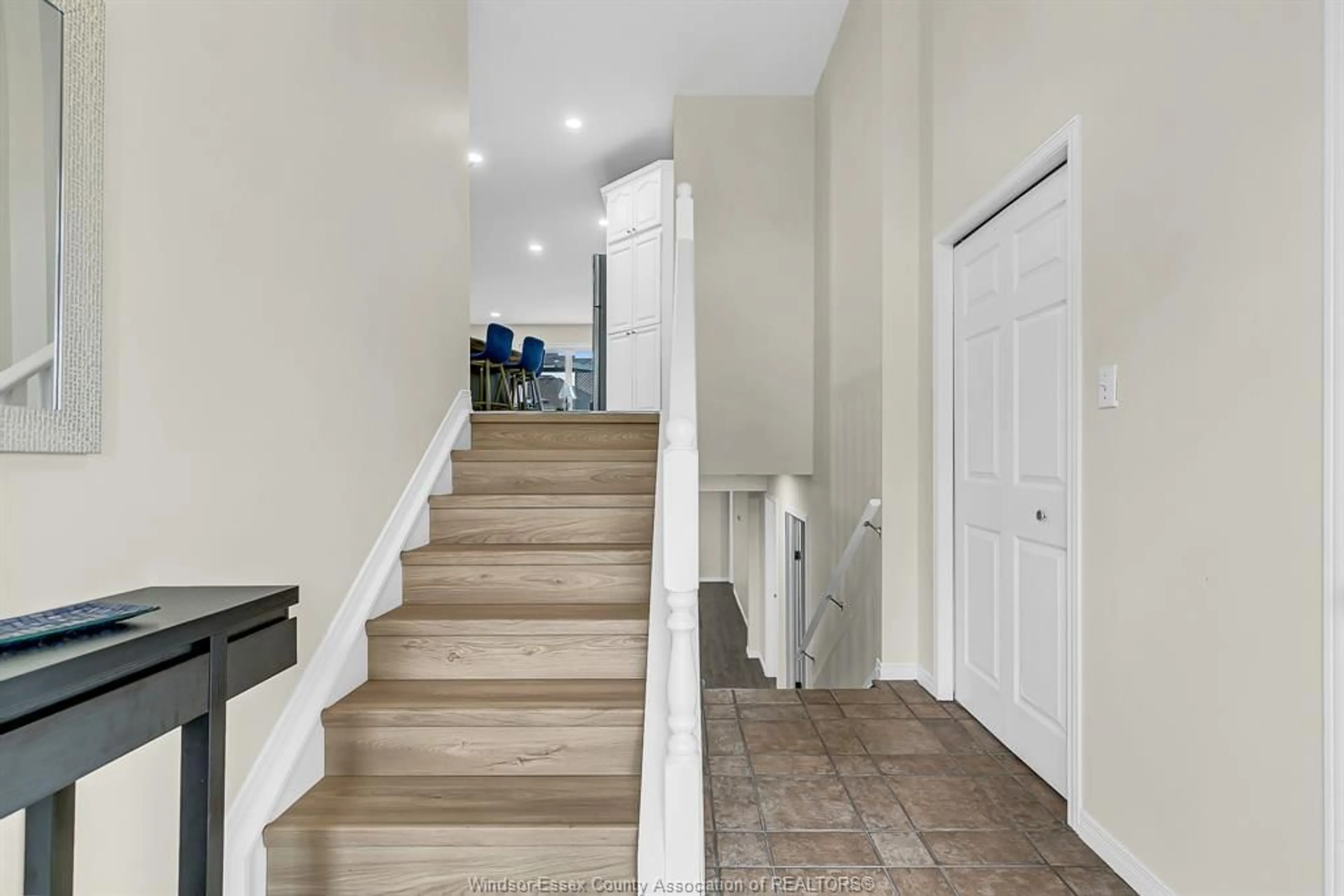 Unknown for 965 BANWELL, Windsor Ontario N8P 1J3