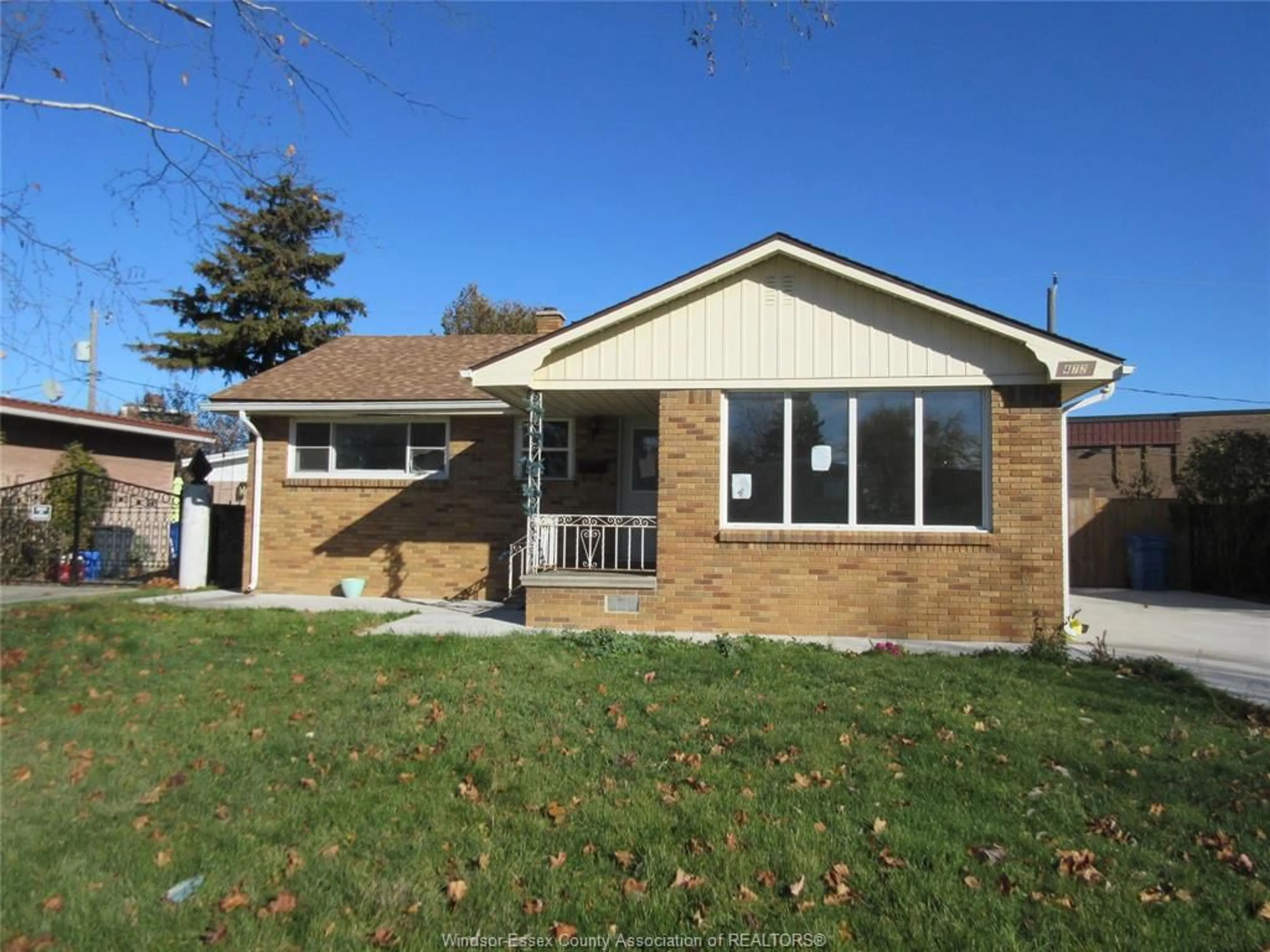 Home with brick exterior material, street for 472 CHRISTOPHER, Windsor Ontario N8S 3X2