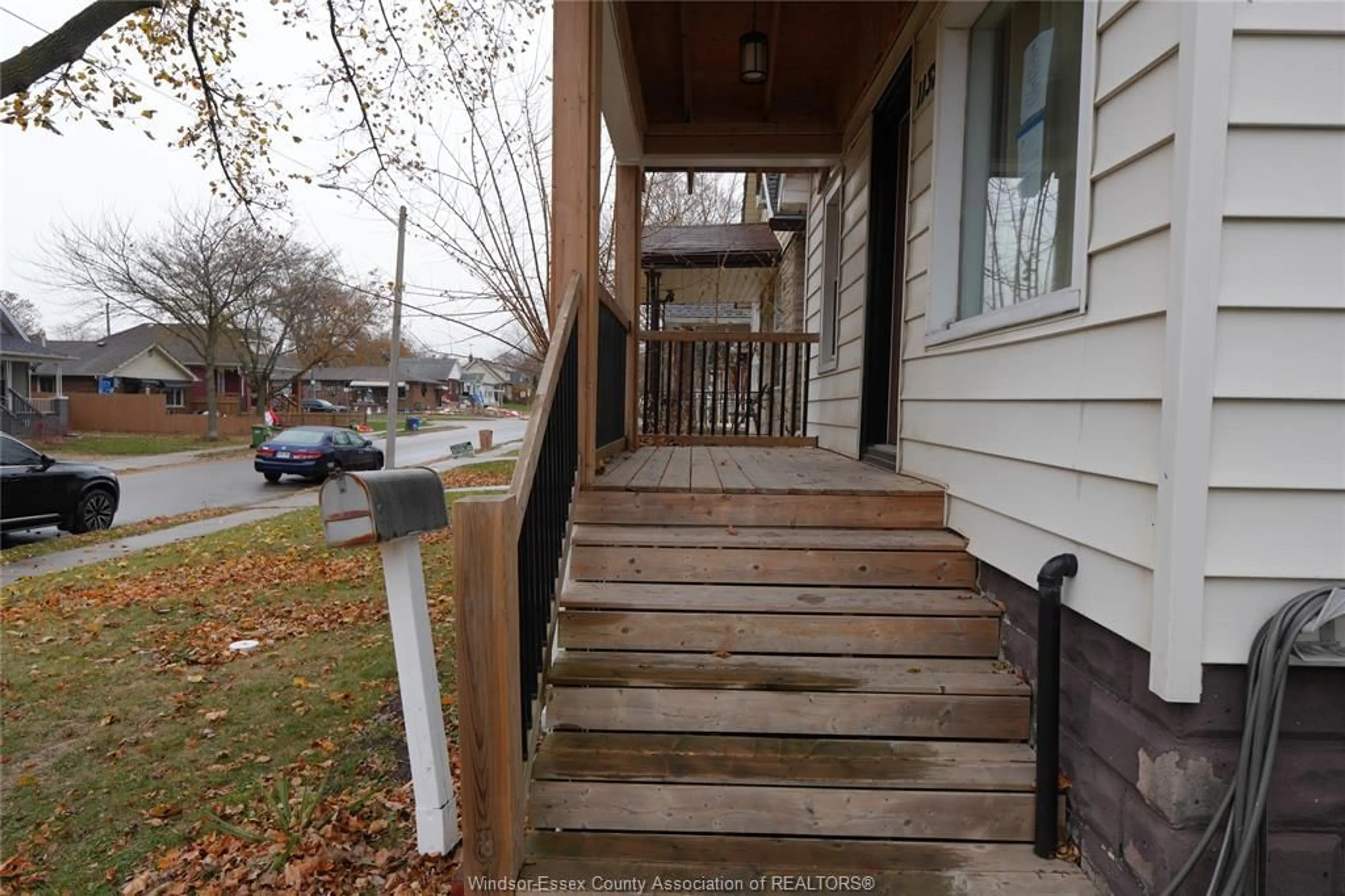 Unknown for 1132 CURRY Ave, Windsor Ontario N9B 2C9