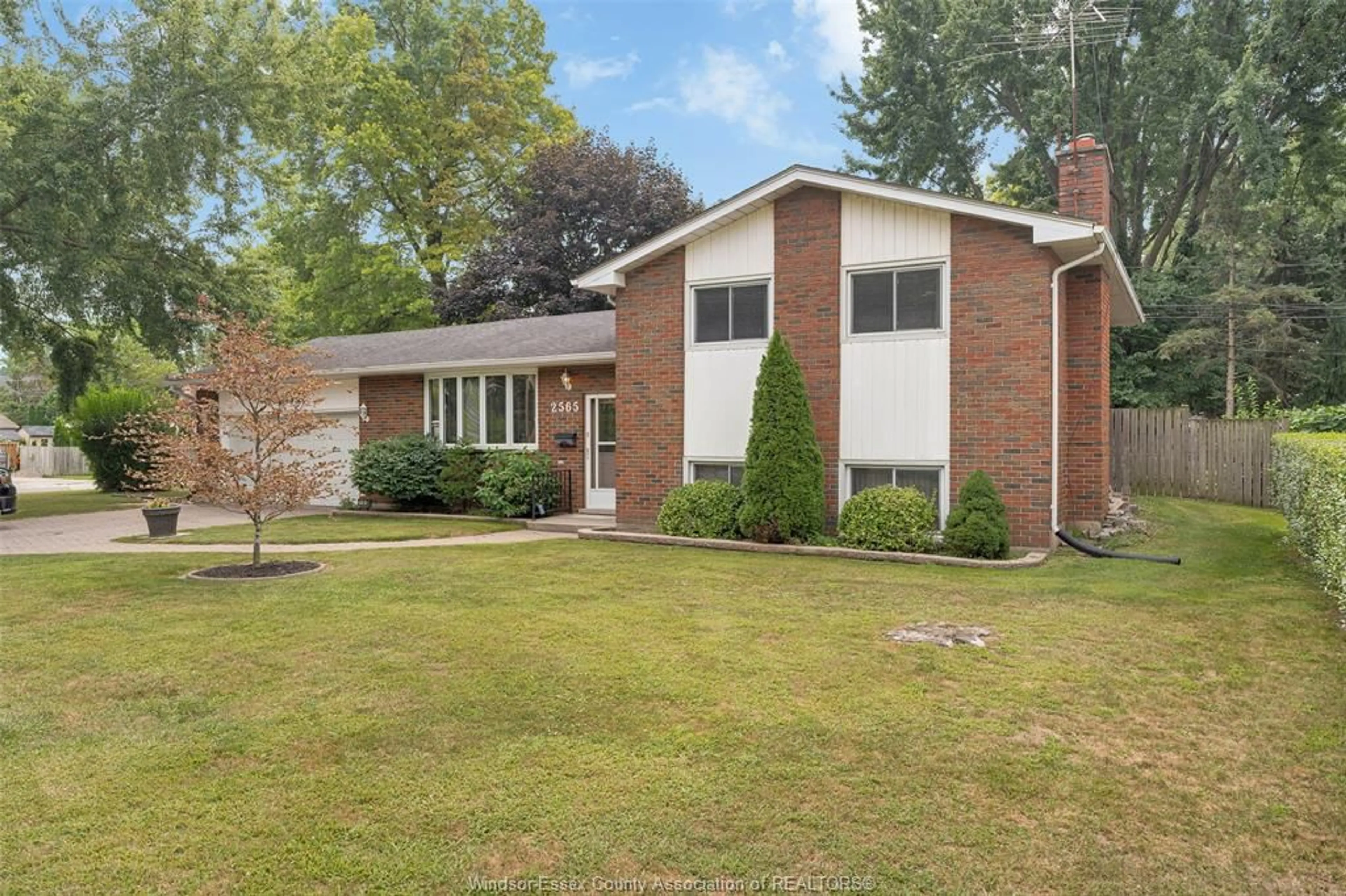 Home with brick exterior material, street for 2565 TODD Lane, LaSalle Ontario N9H 1K8