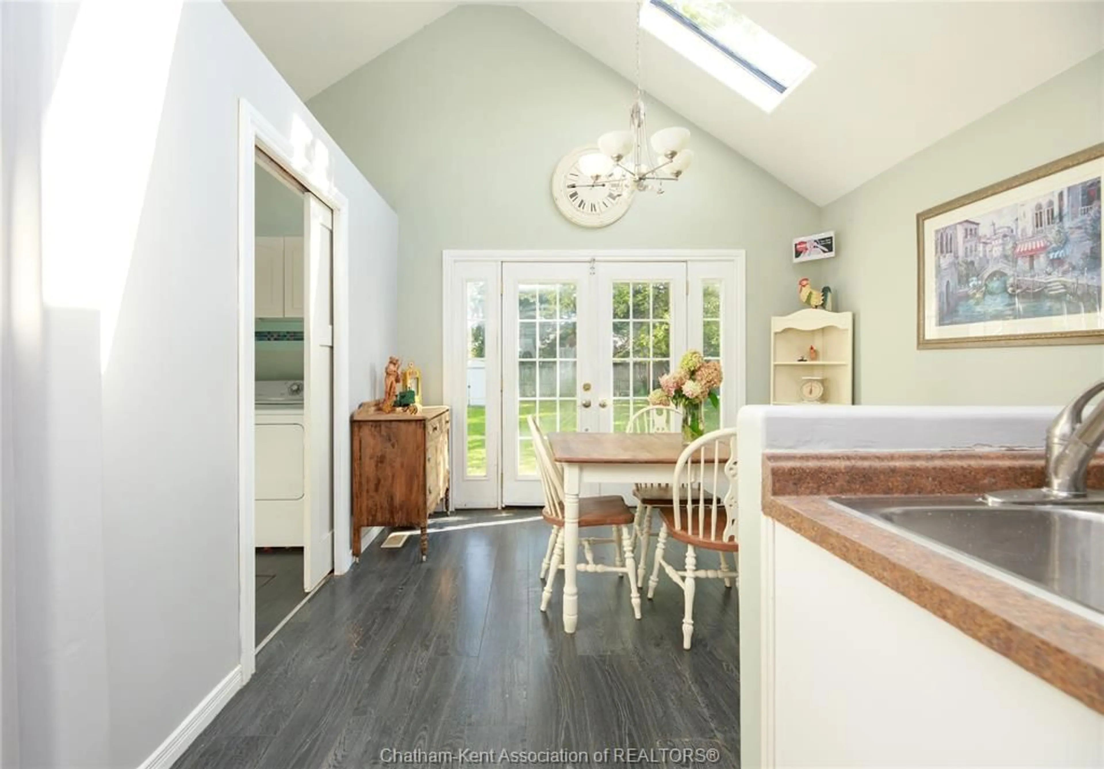 Open concept kitchen, unknown for 67 Pine St, Chatham Ontario N7M 5G3