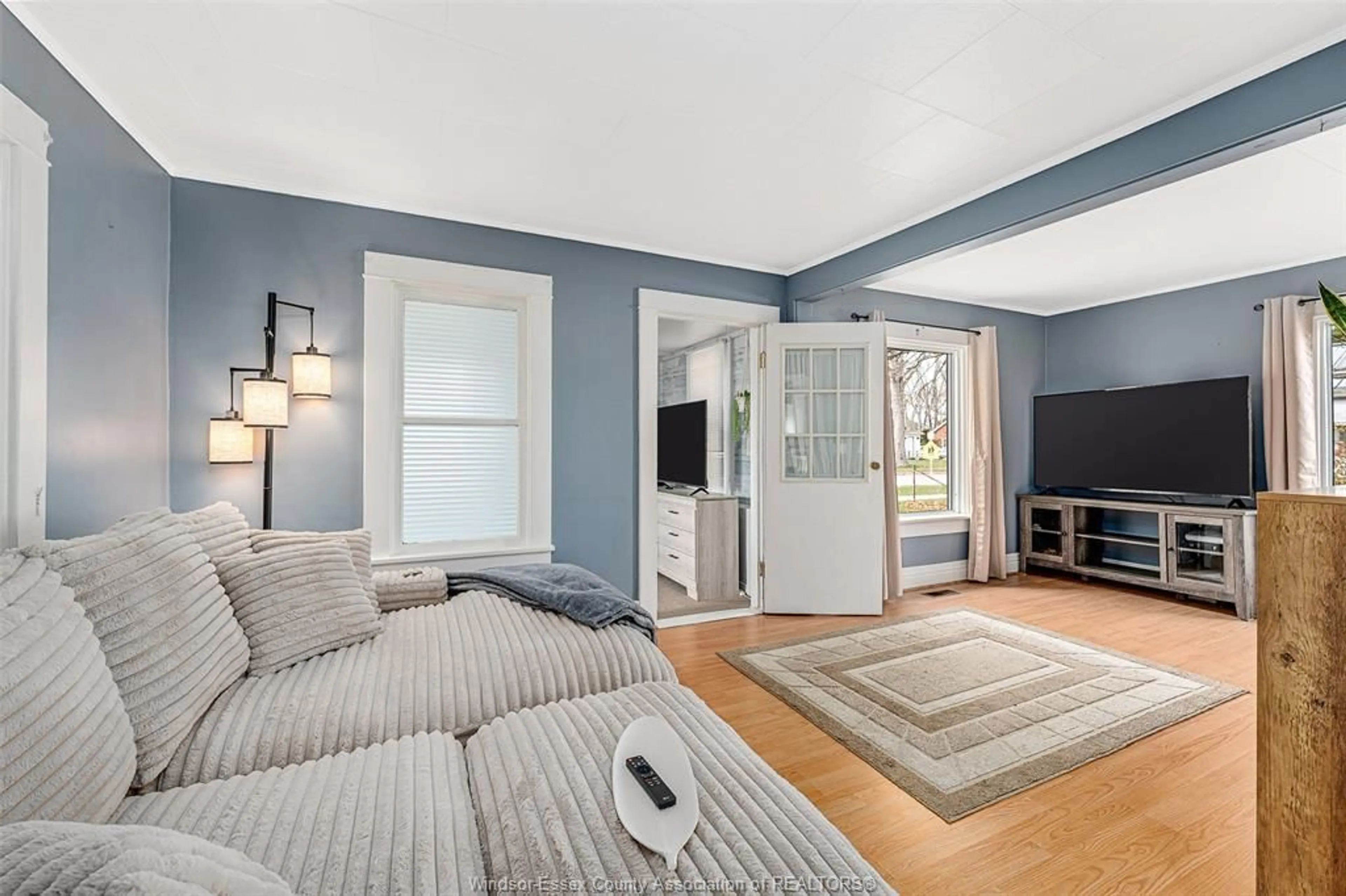 Living room with furniture, unknown for 21 Mable St, Tilbury Ontario N0P 2L0