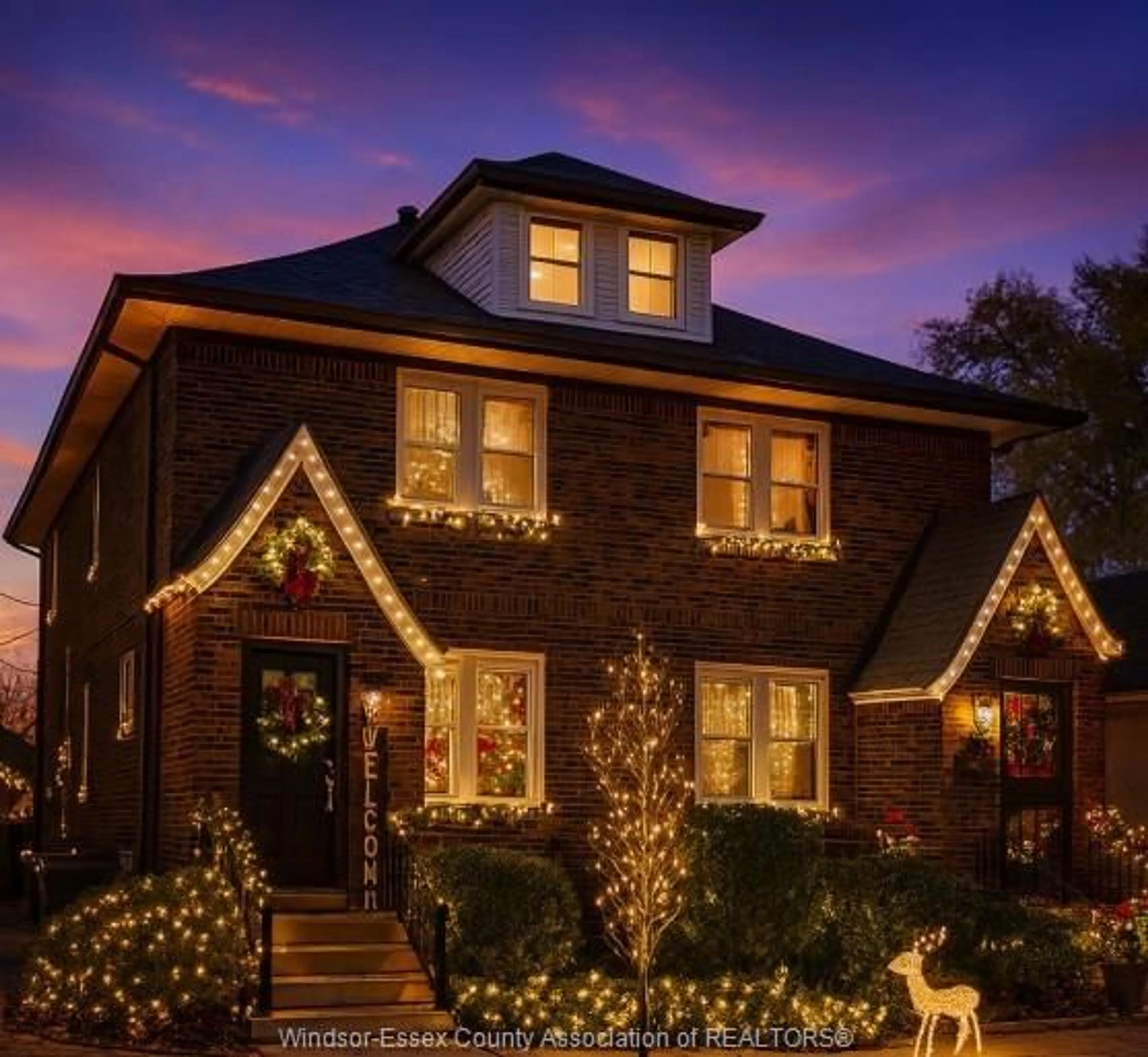 Home with brick exterior material, street for 822 FAIRVIEW Blvd, Windsor Ontario N8S 3E5