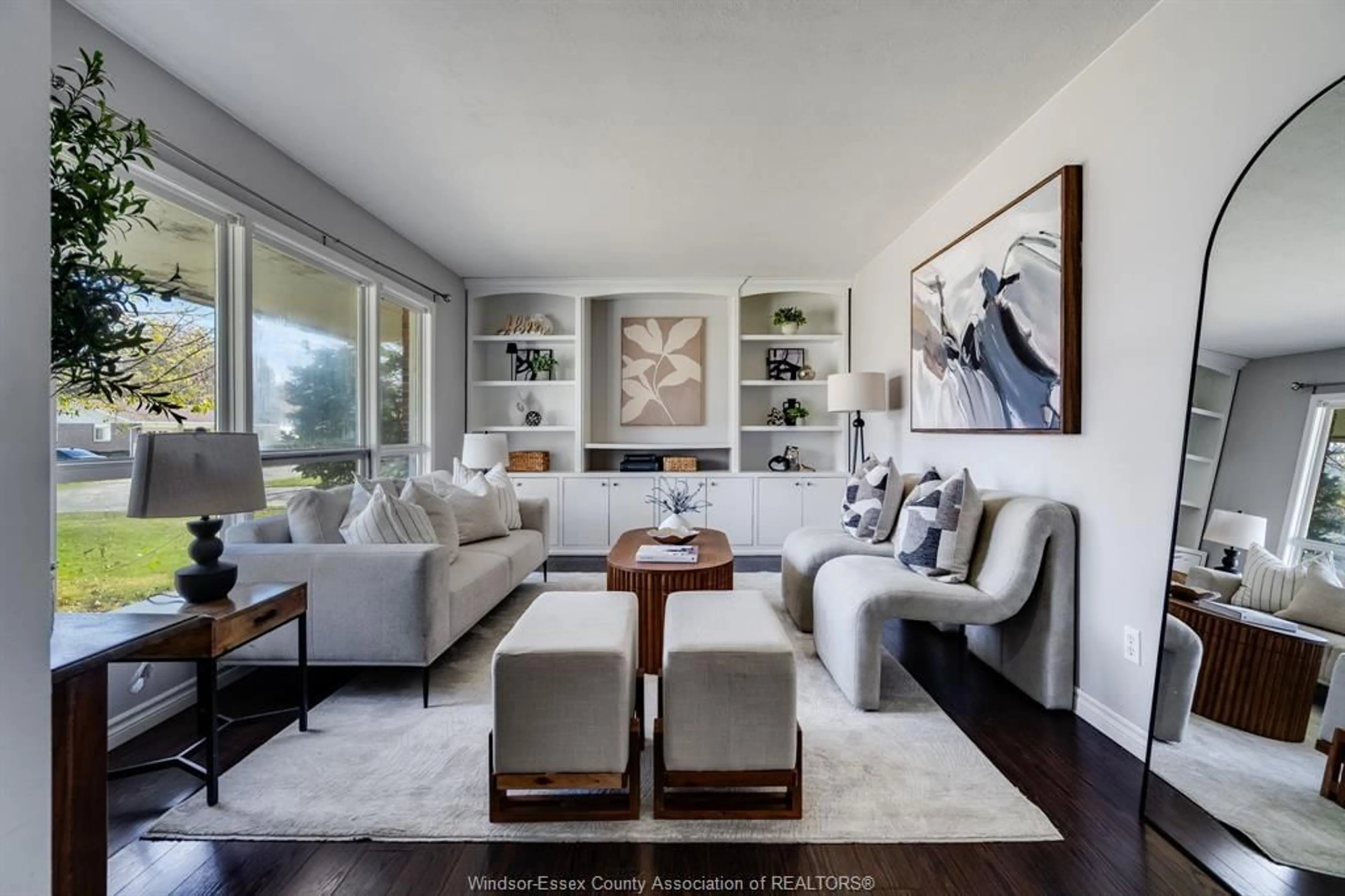 Living room with furniture, unknown for 1485 Wellington Union, Kingsville Ontario N9Y 2T8