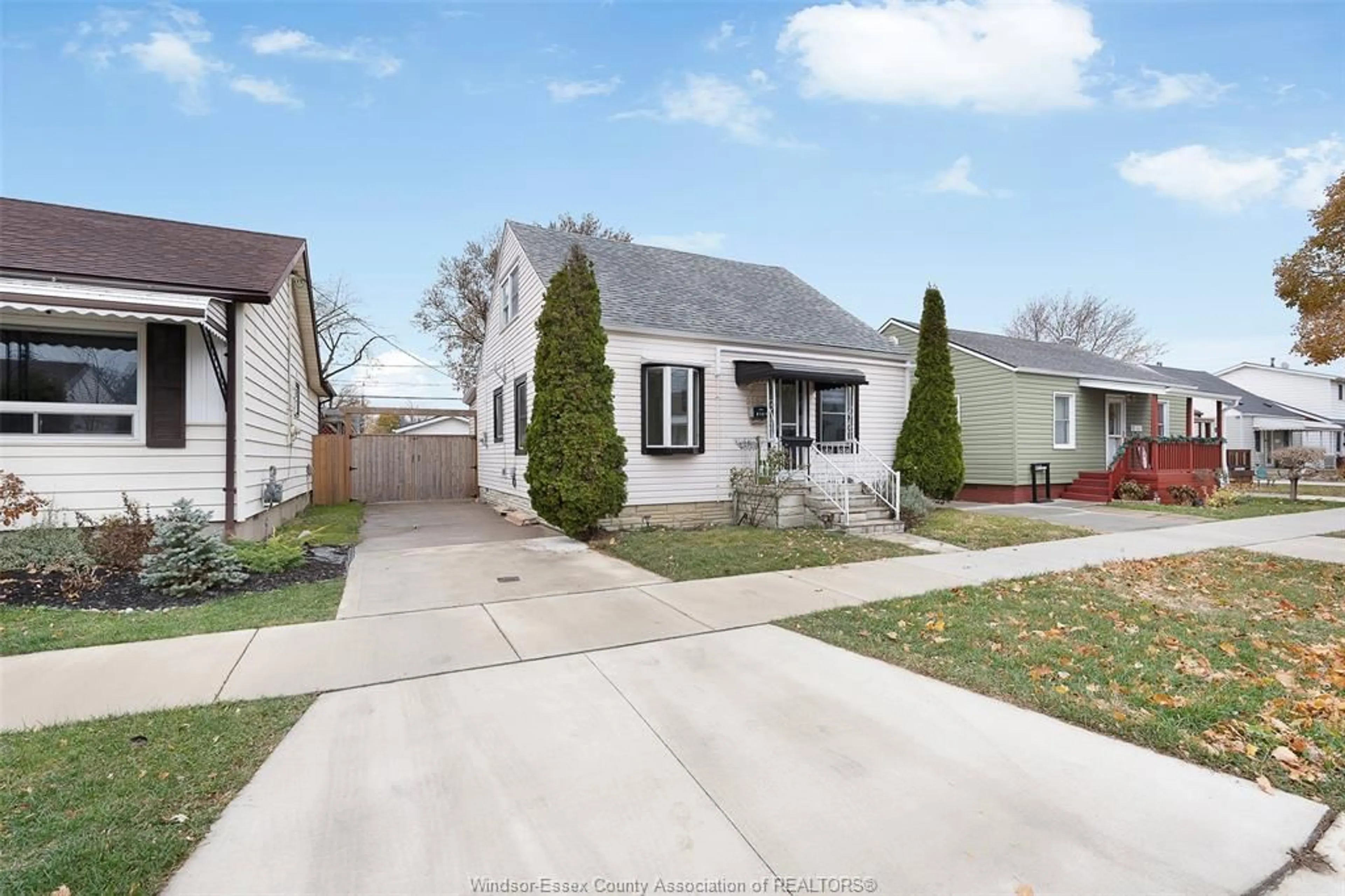 Unknown for 2157 WELLESLEY AVE, Windsor Ontario N8W 2E8