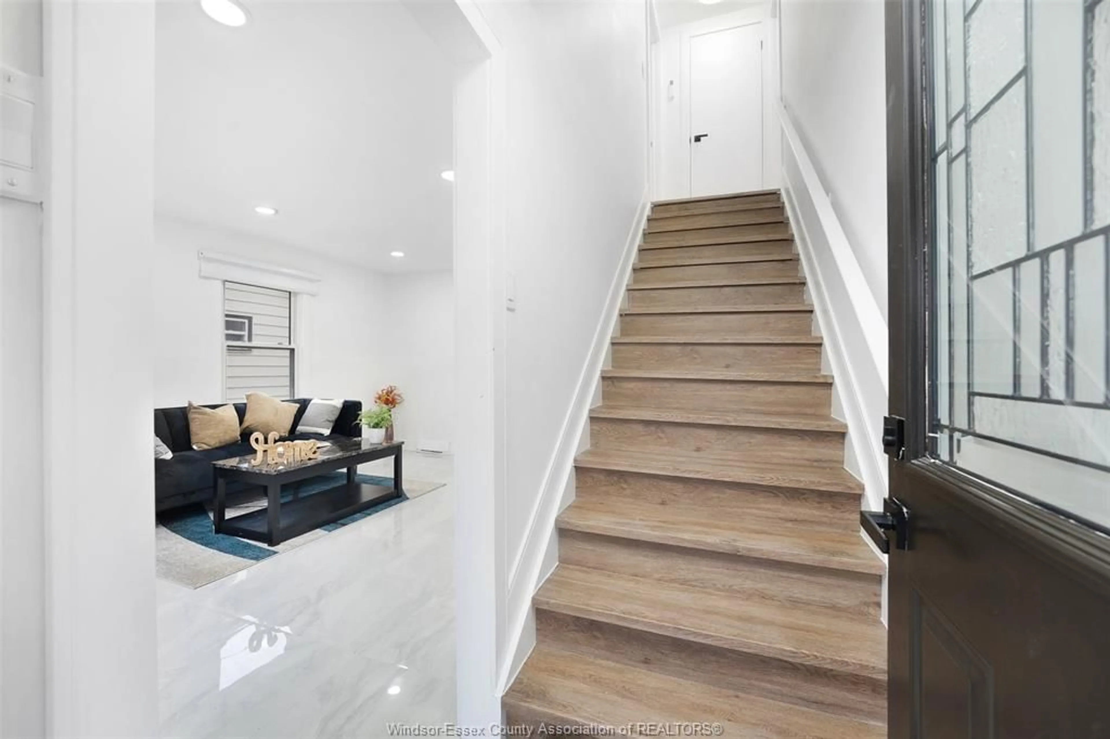 Unknown for 2157 WELLESLEY AVE, Windsor Ontario N8W 2E8