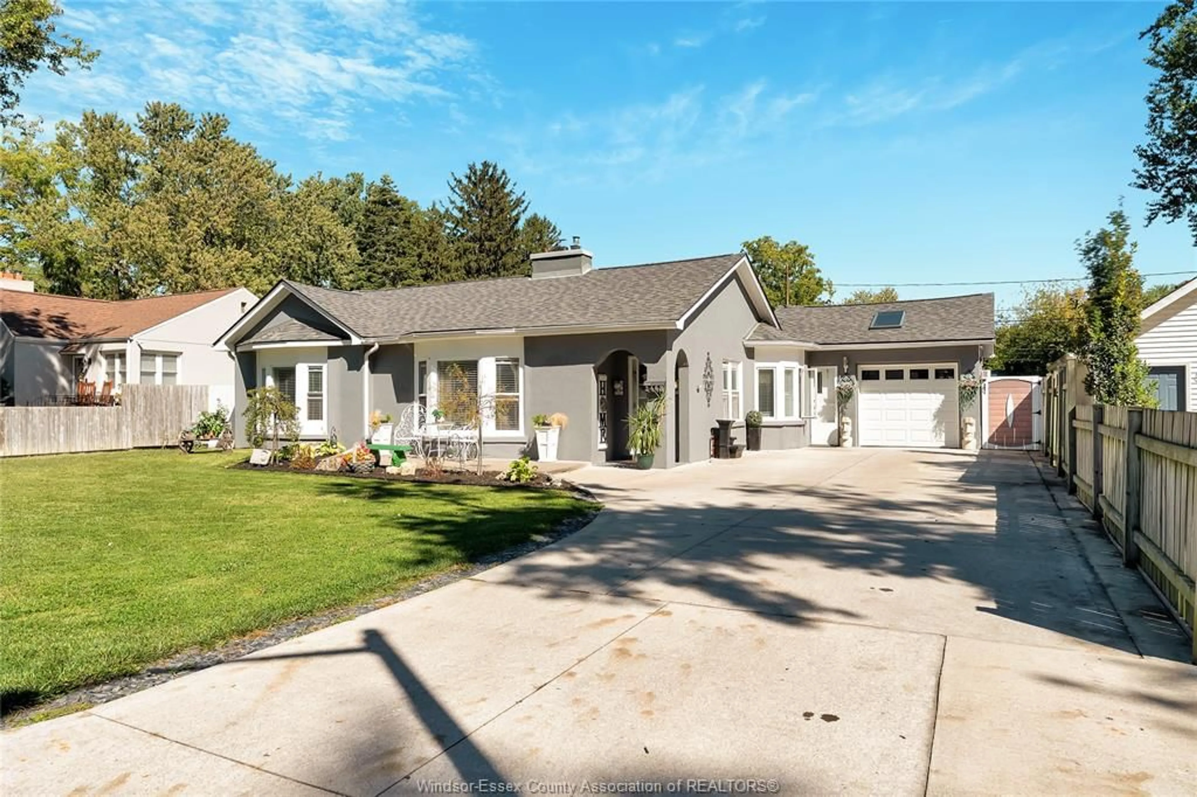 Unknown for 2468 PRINCESS Ave, Windsor Ontario N8T 1V4