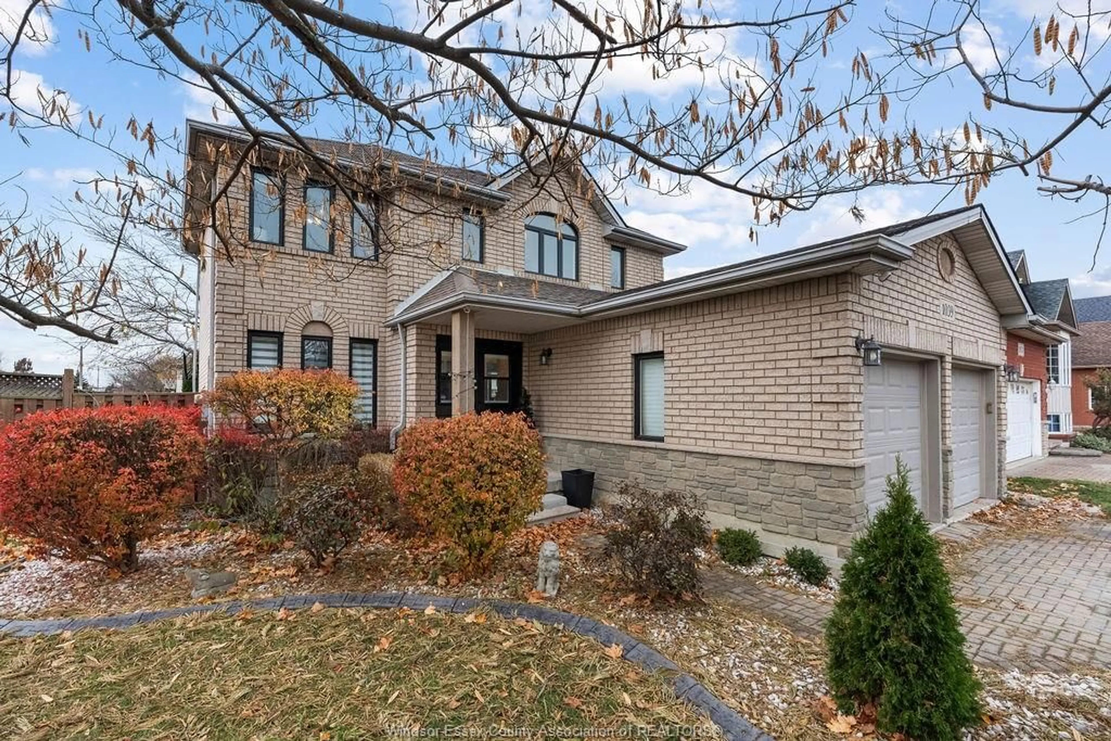 Home with brick exterior material, street for 1039 CORA GREENWOOD, Windsor Ontario N8P 1K2