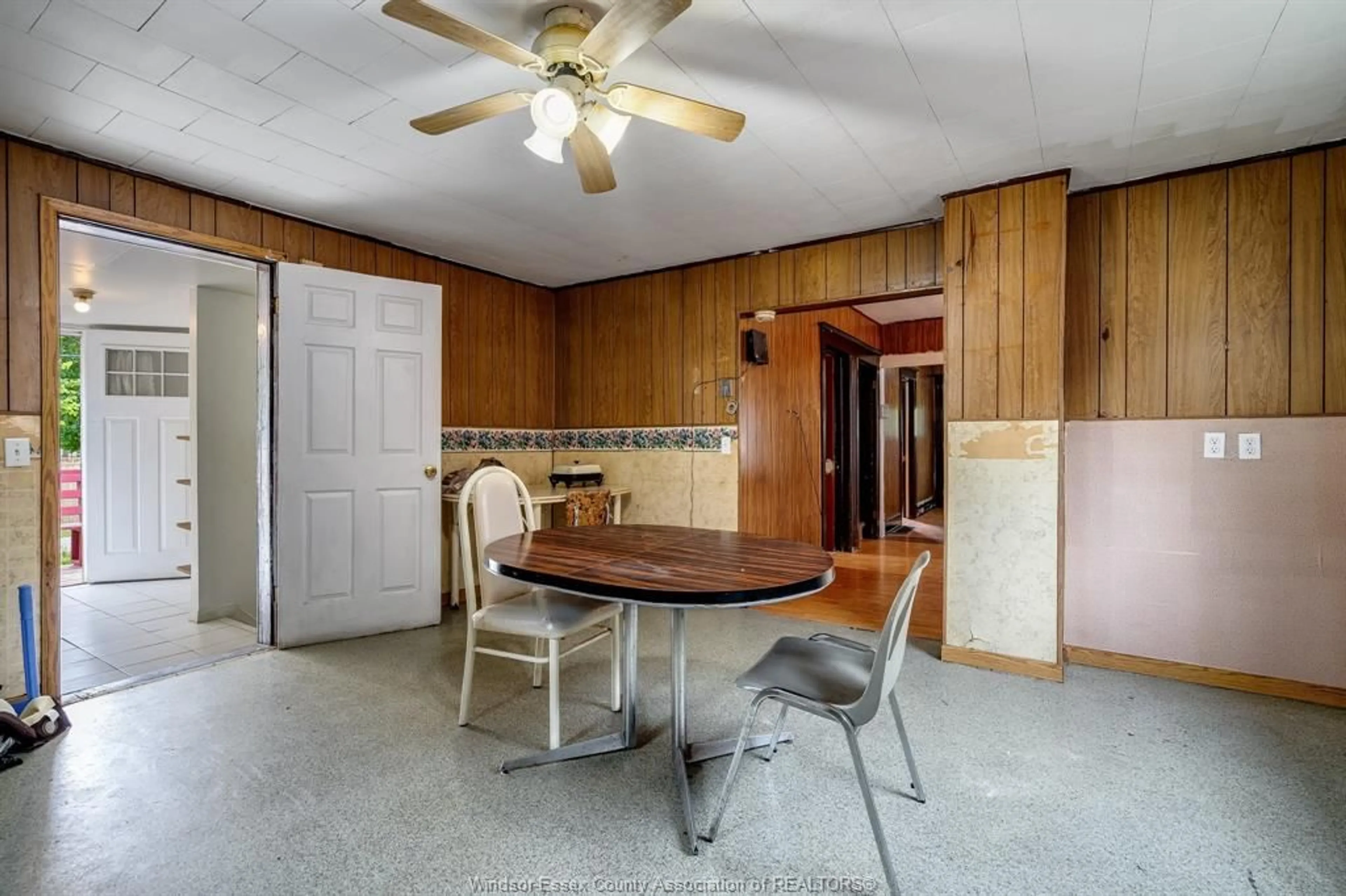 Dining room, unknown for 101 MILL St, Leamington Ontario N8H 1S3