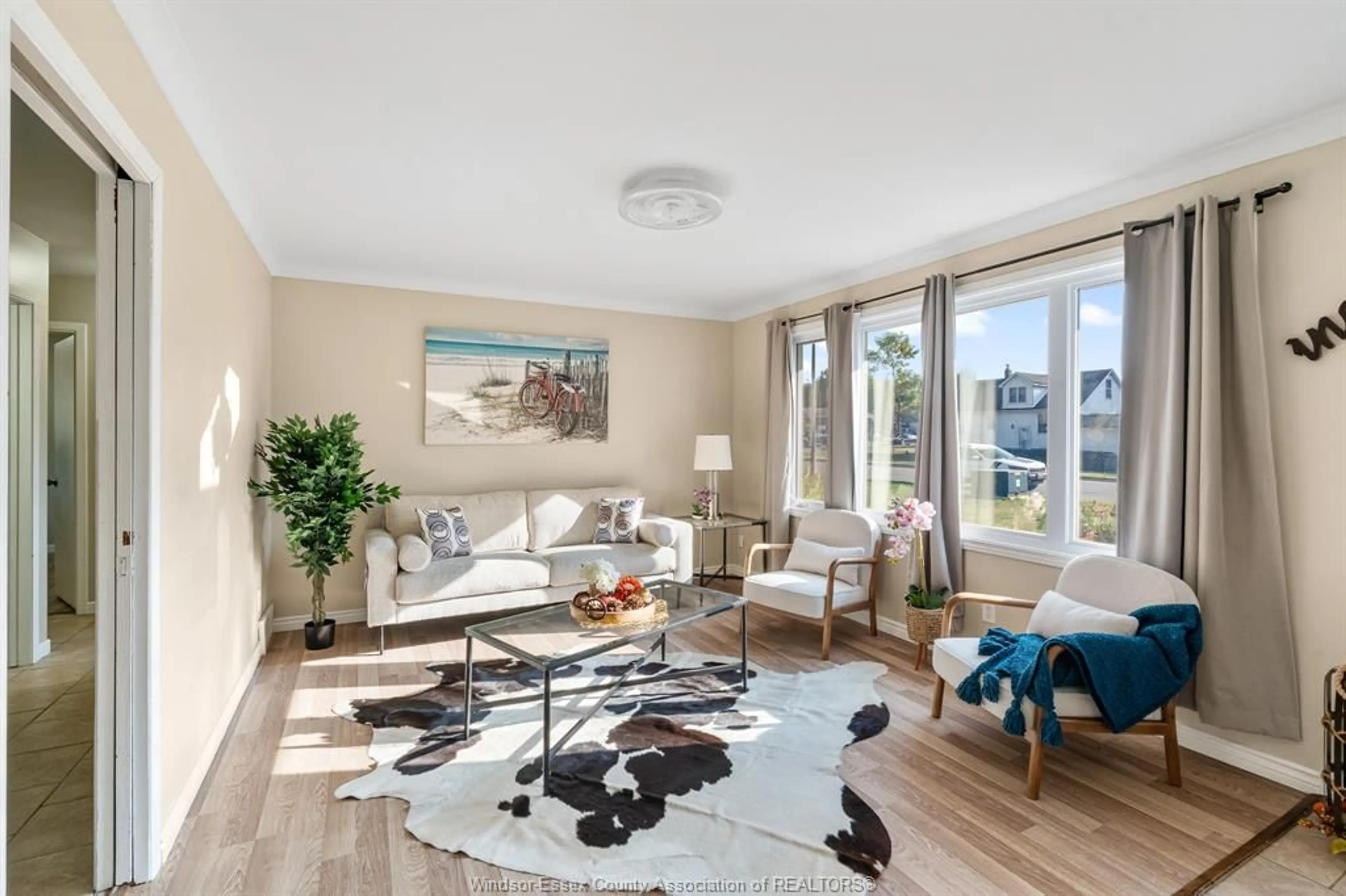 Living room with furniture, unknown for 1 LONGFIELD Lane, Leamington Ontario N8H 2R8