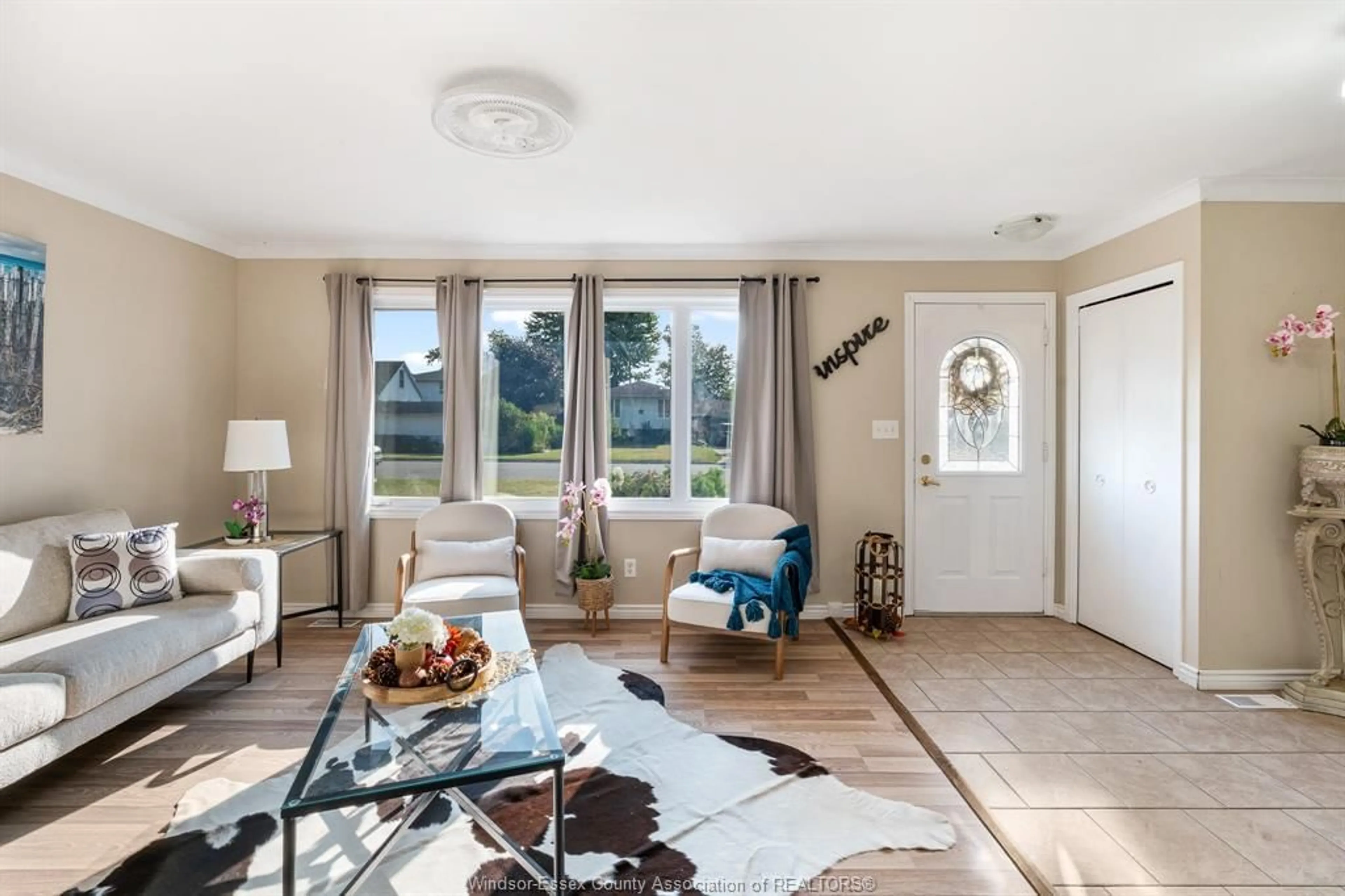 Living room with furniture, unknown for 1 LONGFIELD Lane, Leamington Ontario N8H 2R8