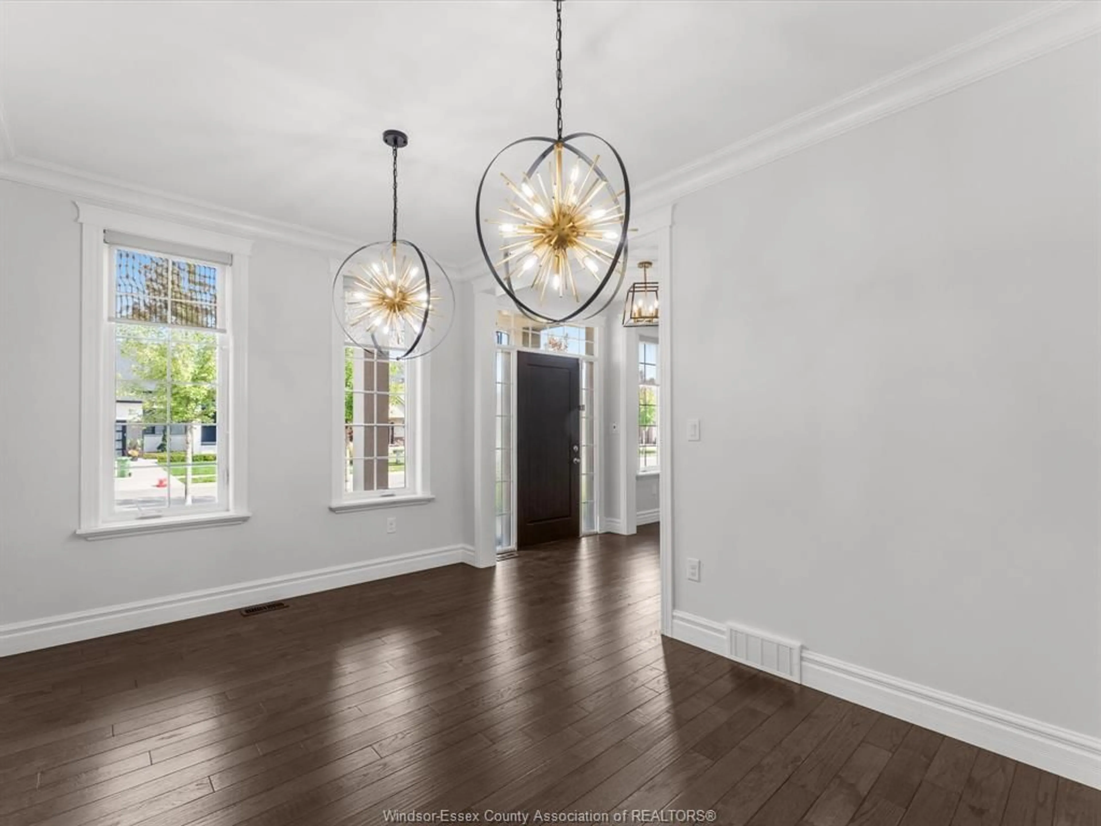 Indoor entryway for 3893 ST. FRANCIS, LaSalle Ontario N9H 1W7