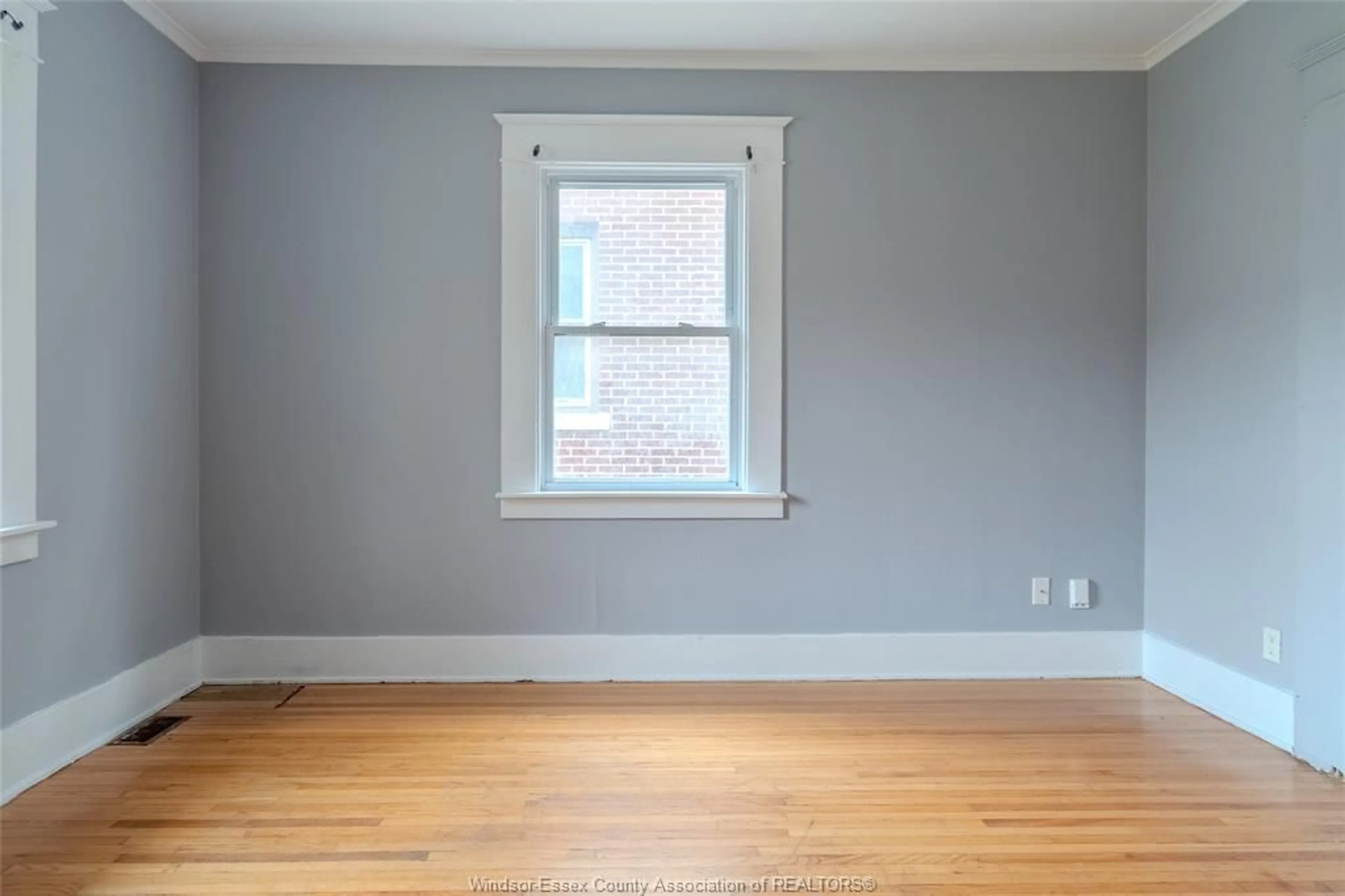 A pic of a room for 2973 Peter, Windsor Ontario N9C 1G9