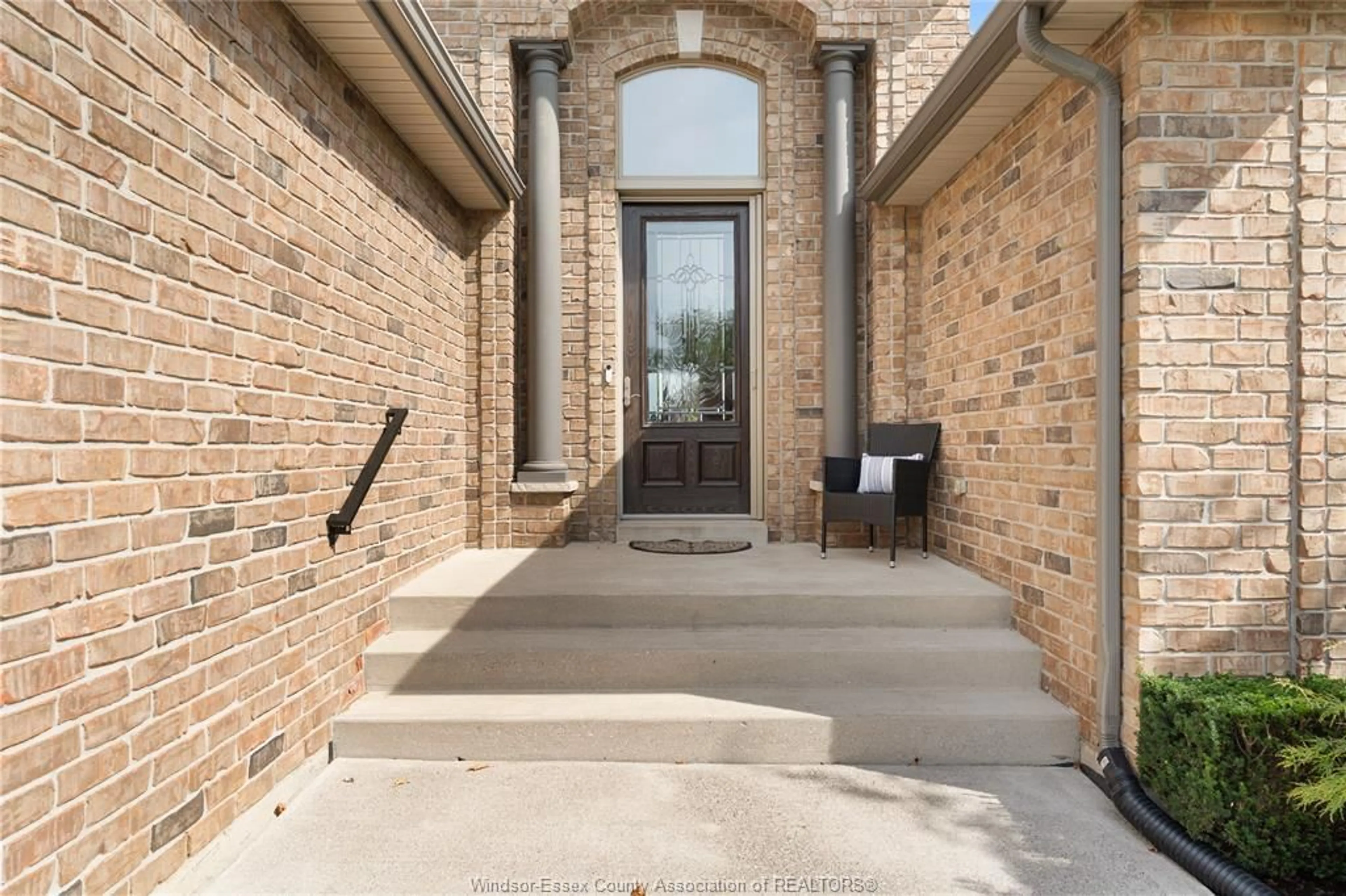 Unknown for 163 WOODYCREST, Kingsville Ontario N9Y 0A1