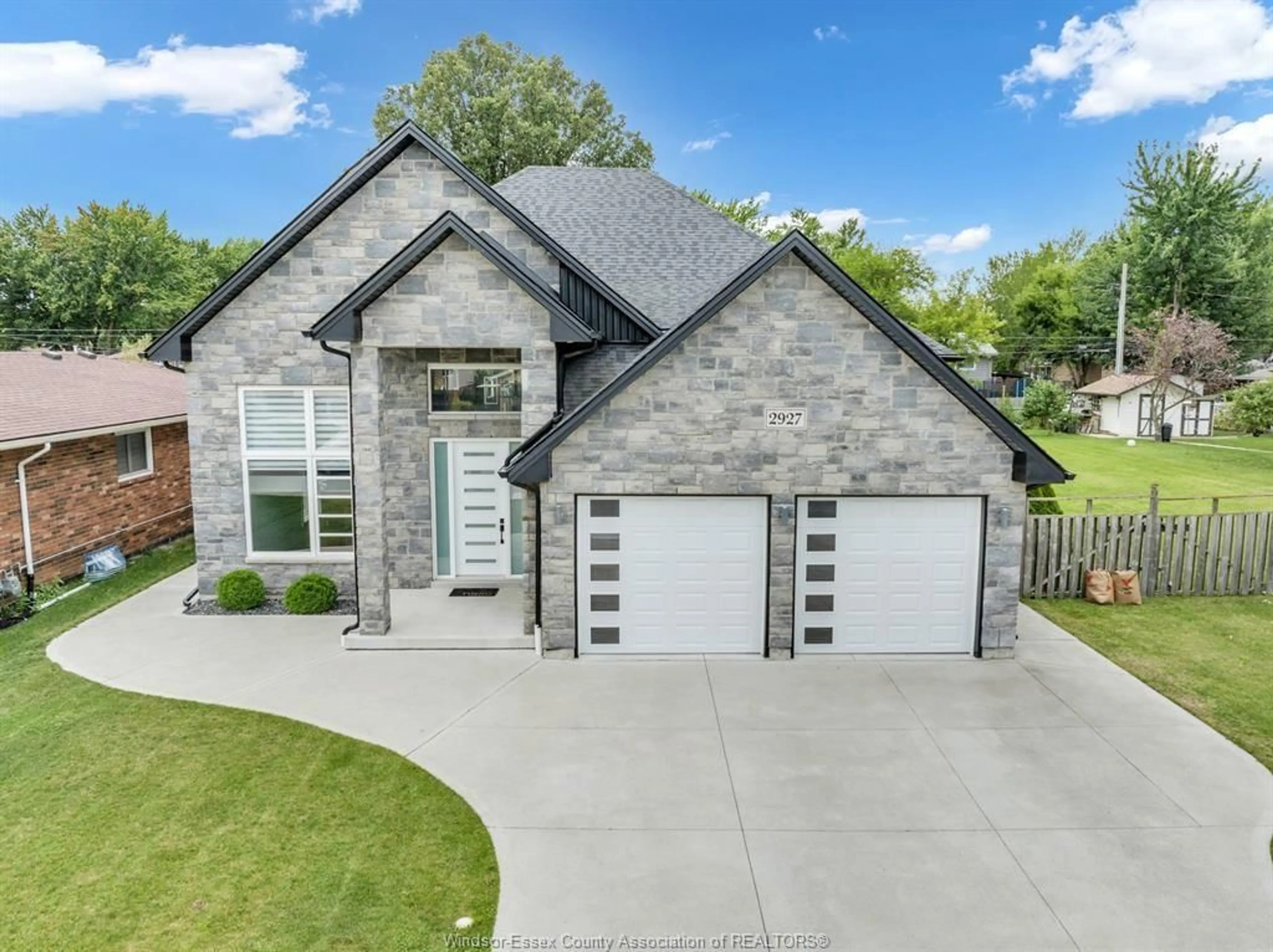 Home with brick exterior material, street for 2927 CLEMENCEAU Blvd, Windsor Ontario N8T 2R2