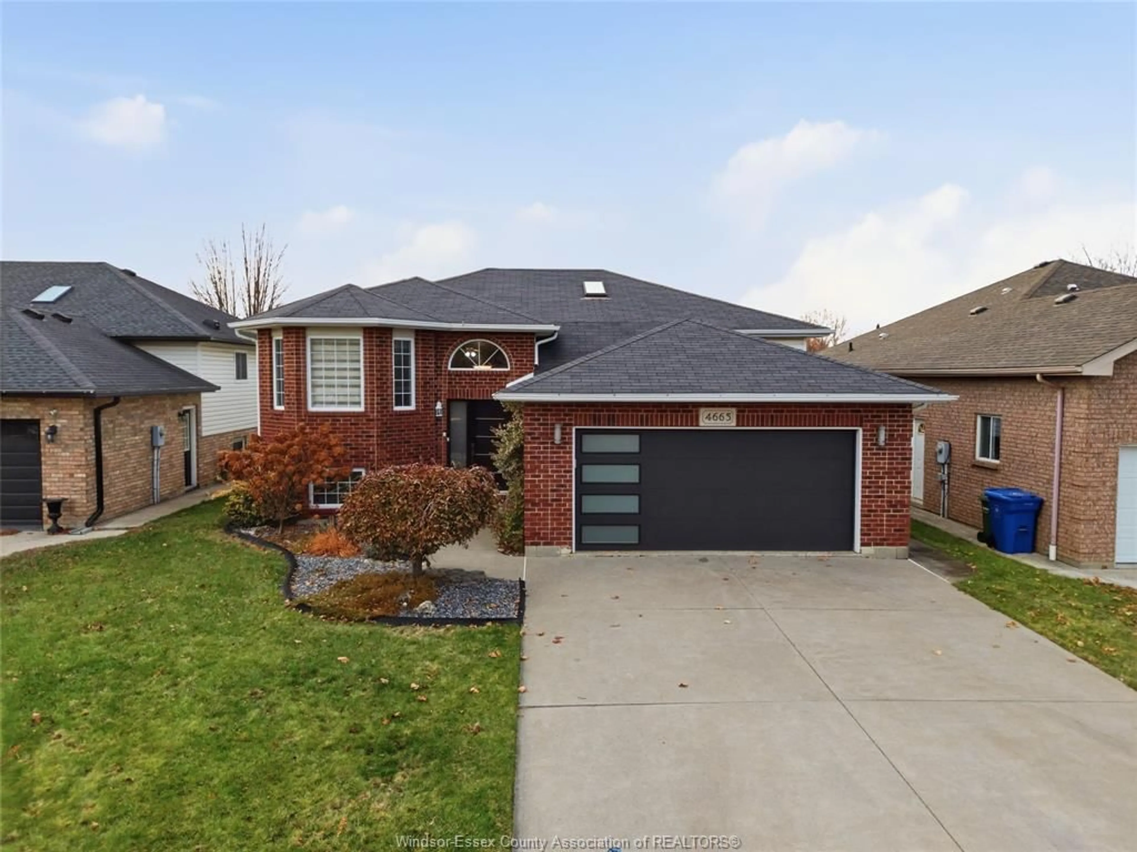 Home with brick exterior material, street for 4665 ALPENROSE Ave, Windsor Ontario N9G 2S5