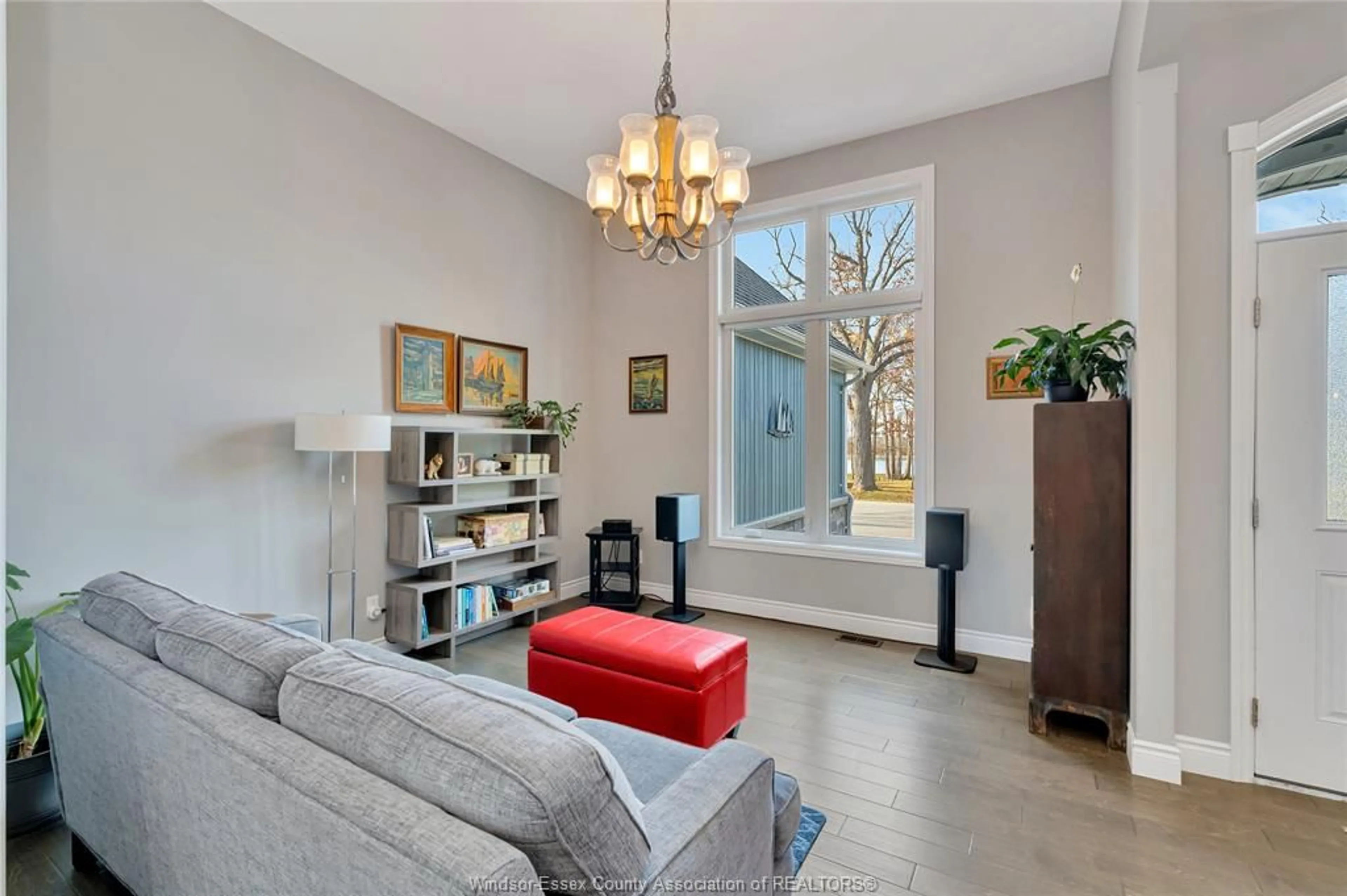 Living room with furniture, ceramic/tile floor for 295 CRYSTAL BAY Dr, Amherstburg Ontario N9V 4A6