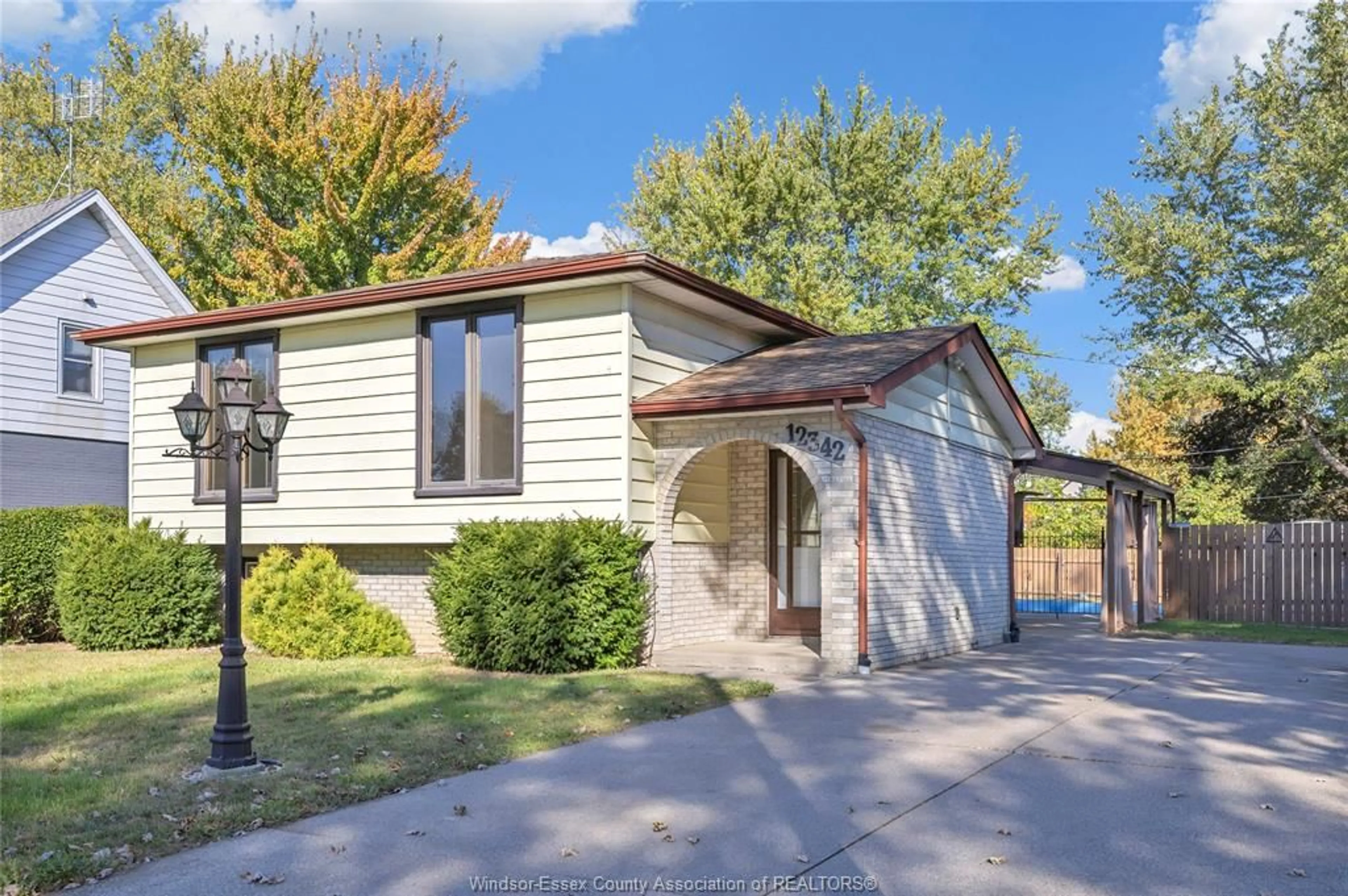 Home with vinyl exterior material, street for 12342 LACHANCE Crt, Tecumseh Ontario N8N 1L6