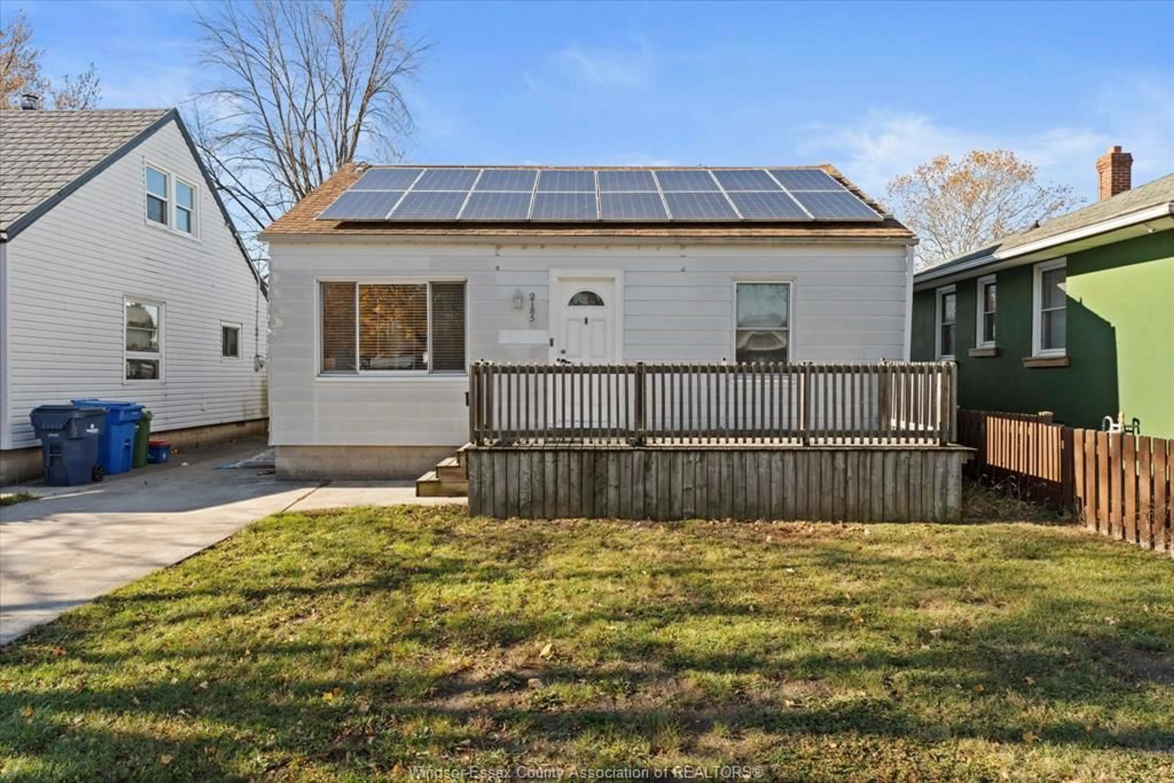 Unknown for 2185 PARENT Ave, Windsor Ontario N8W 2E2