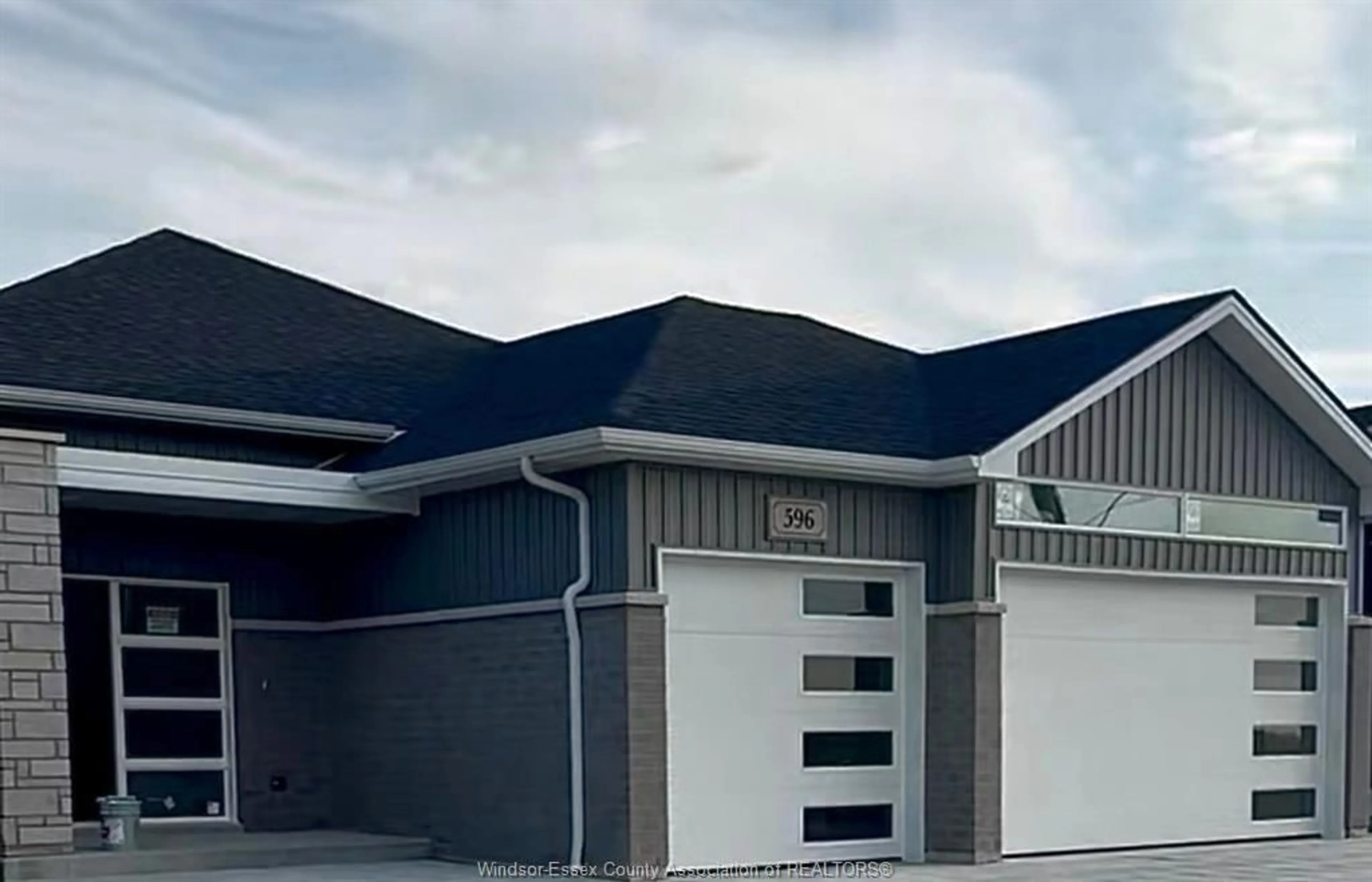 Home with vinyl exterior material, street for 596 INDIAN CREEK Rd, Chatham Ontario N7M 5J5