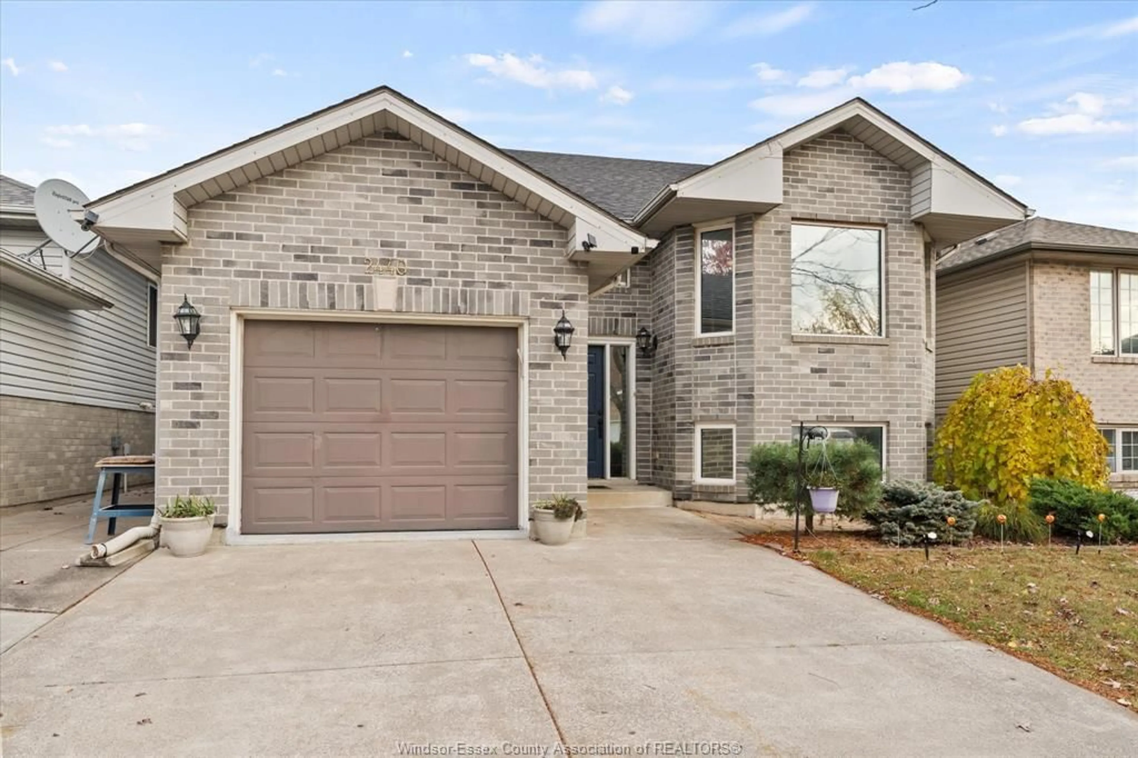 Home with brick exterior material, street for 2440 TIMBERCREST, Windsor Ontario N8P 1S2