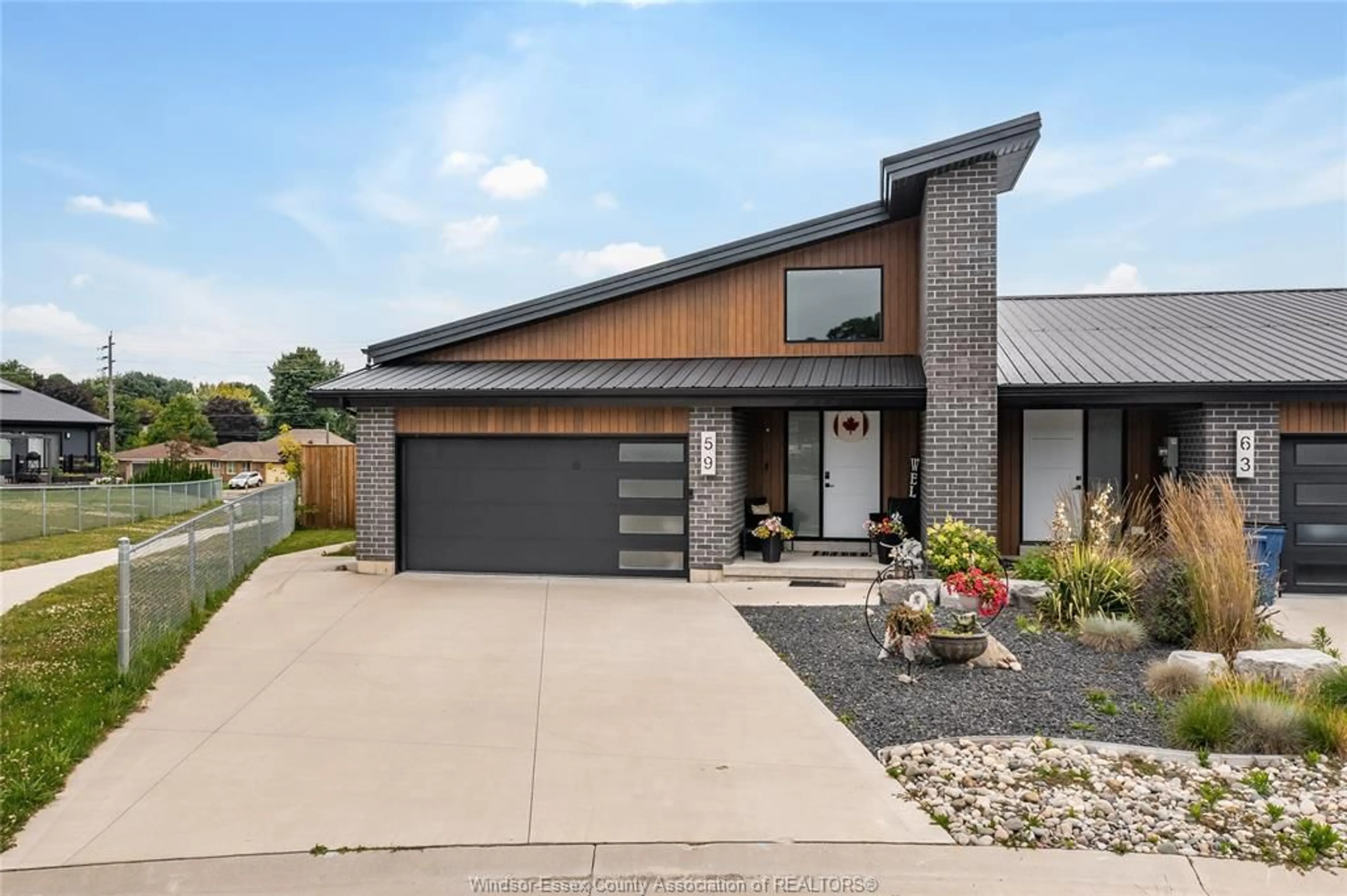 Home with brick exterior material, street for 59 CLARA Cres, Chatham Ontario N7M 0R8