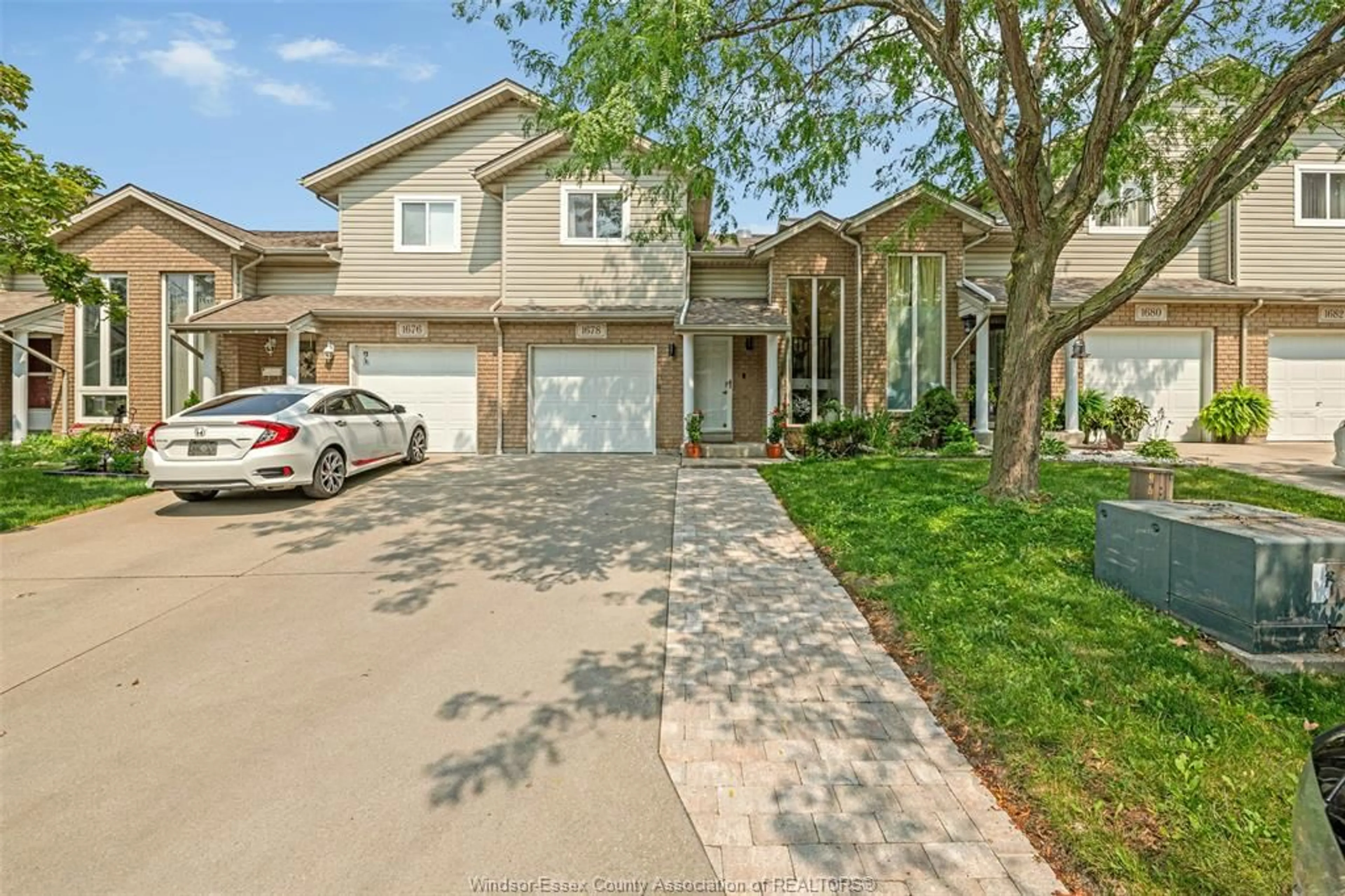 Unknown for 1678 FIELDCREST, Tecumseh Ontario N8N 4Z8