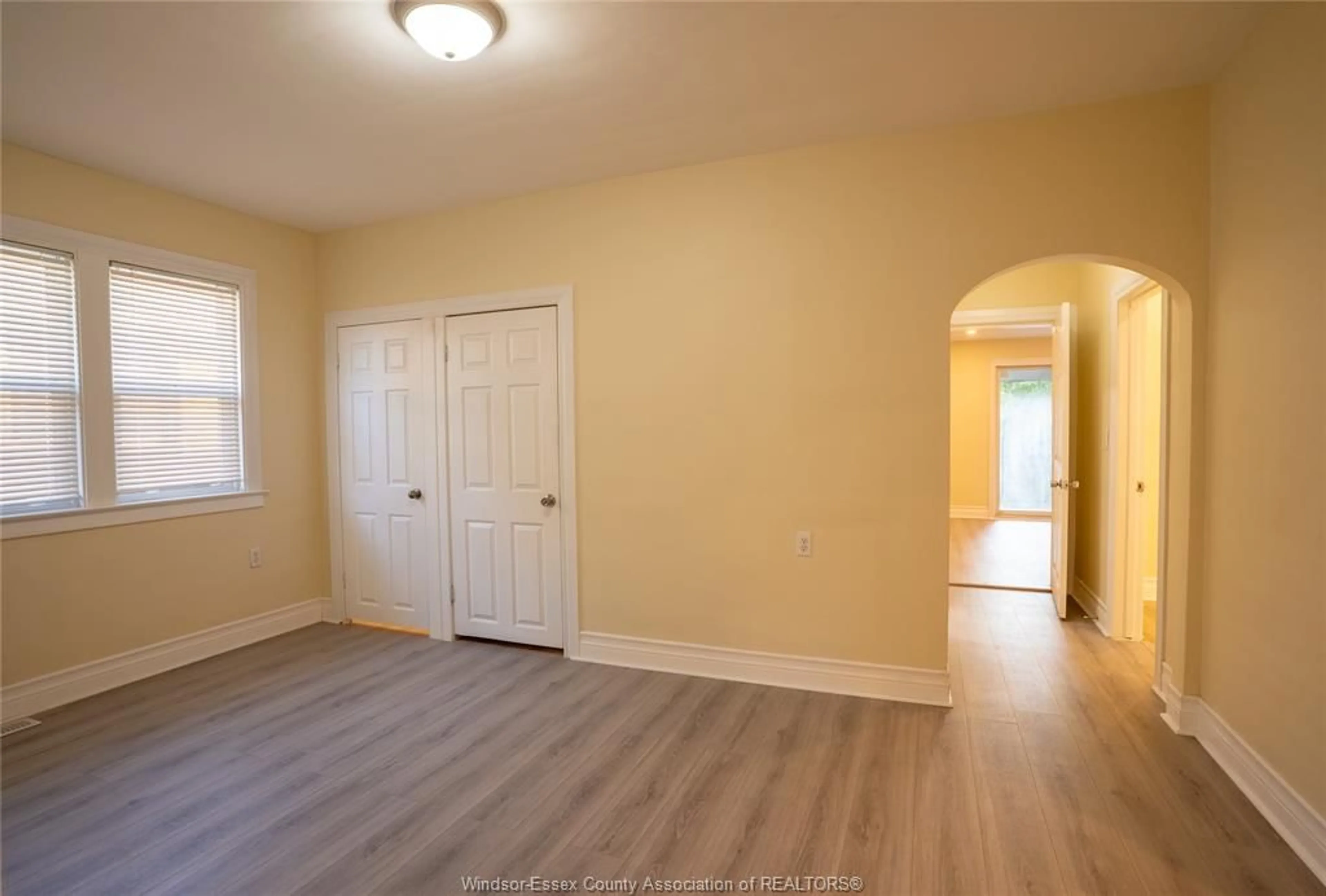 A pic of a room for 759 PARENT Ave, Windsor Ontario N9A 2C6