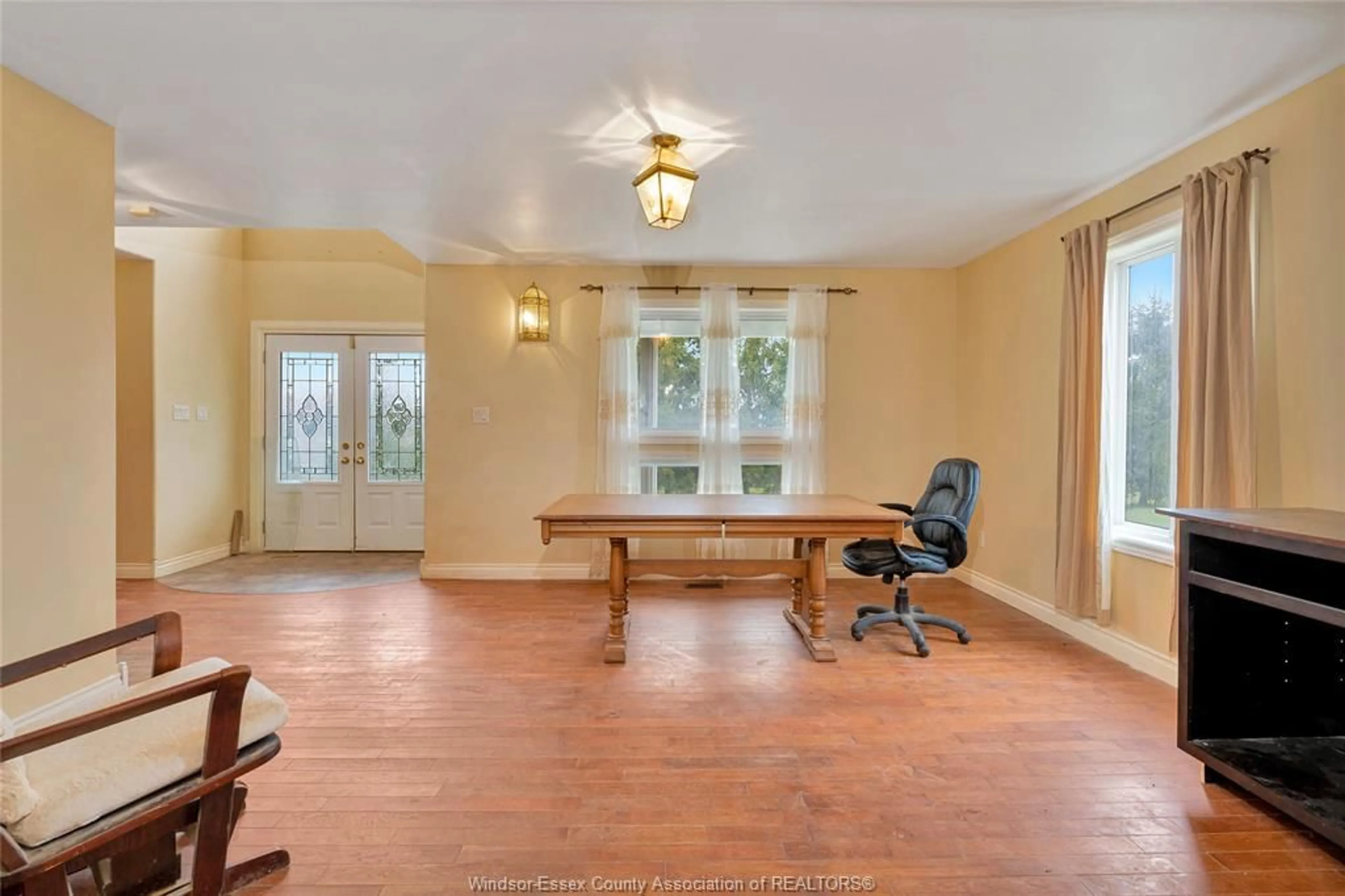 Unknown for 309 SOUTH MIDDLE Rd, Lakeshore Ontario N0R 1K0