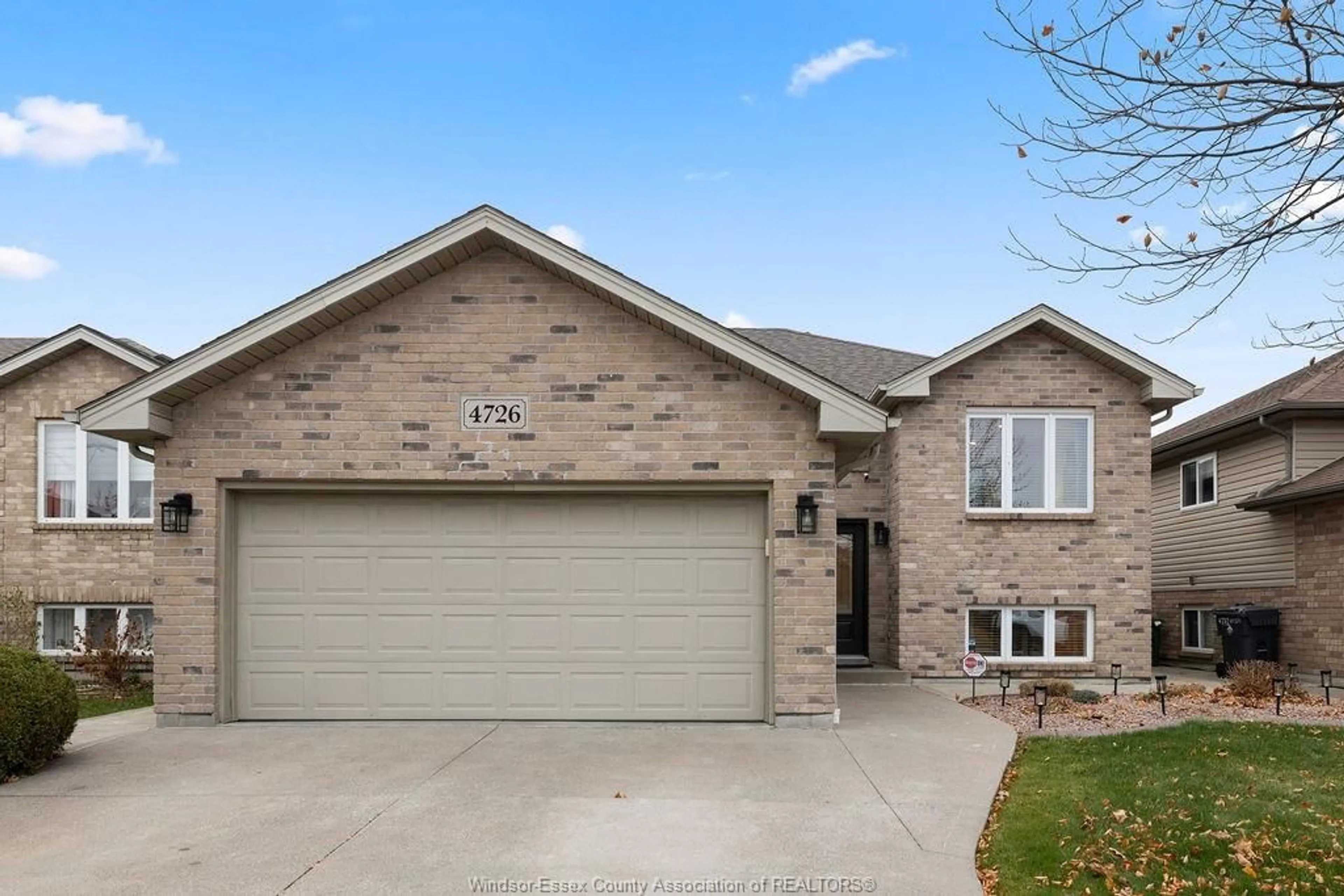Home with brick exterior material, street for 4726 BARCELONA, Windsor Ontario N9G 3G1