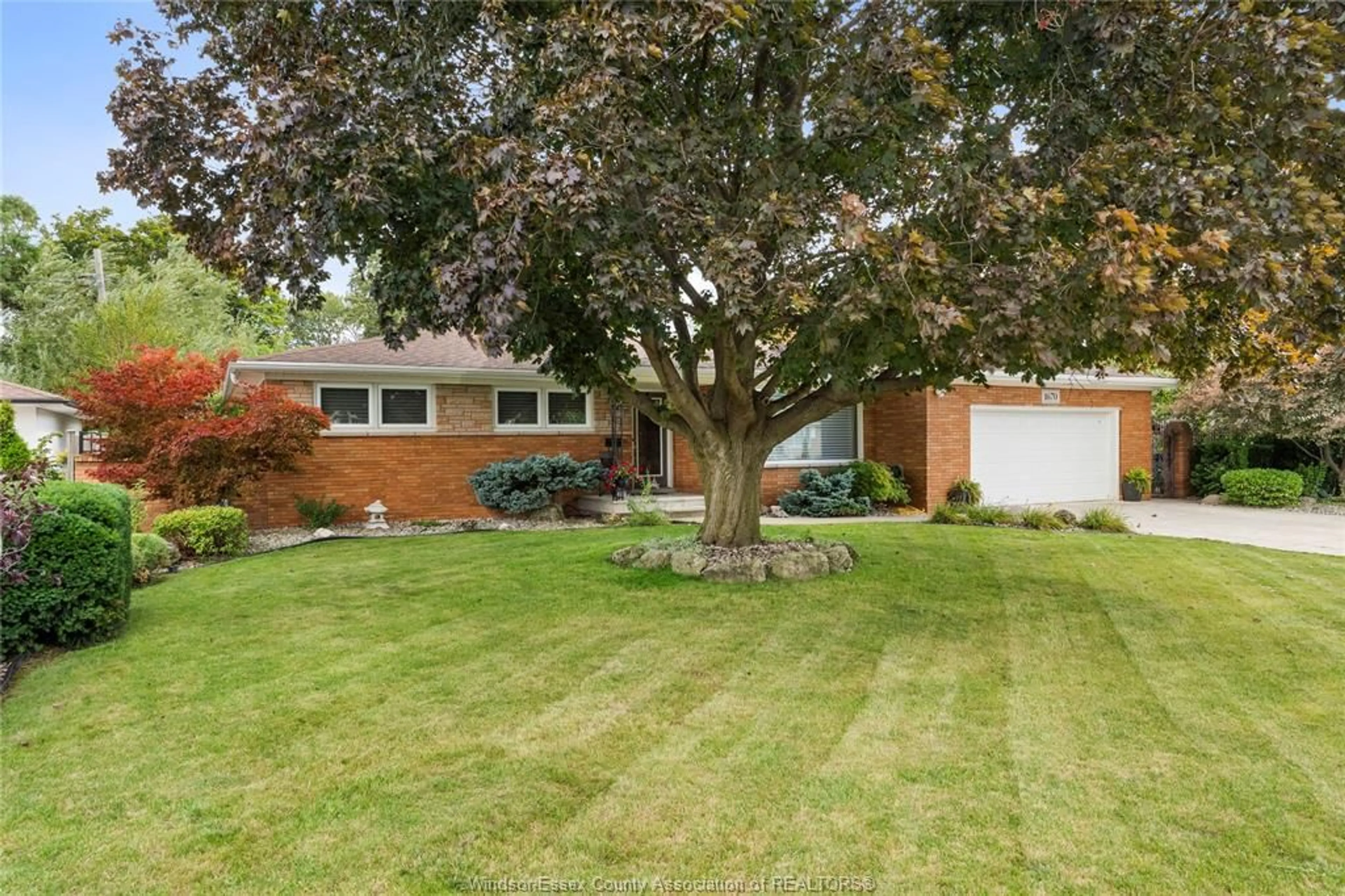 Home with brick exterior material, street for 1670 CAMPBELL, Windsor Ontario N9B 2K6