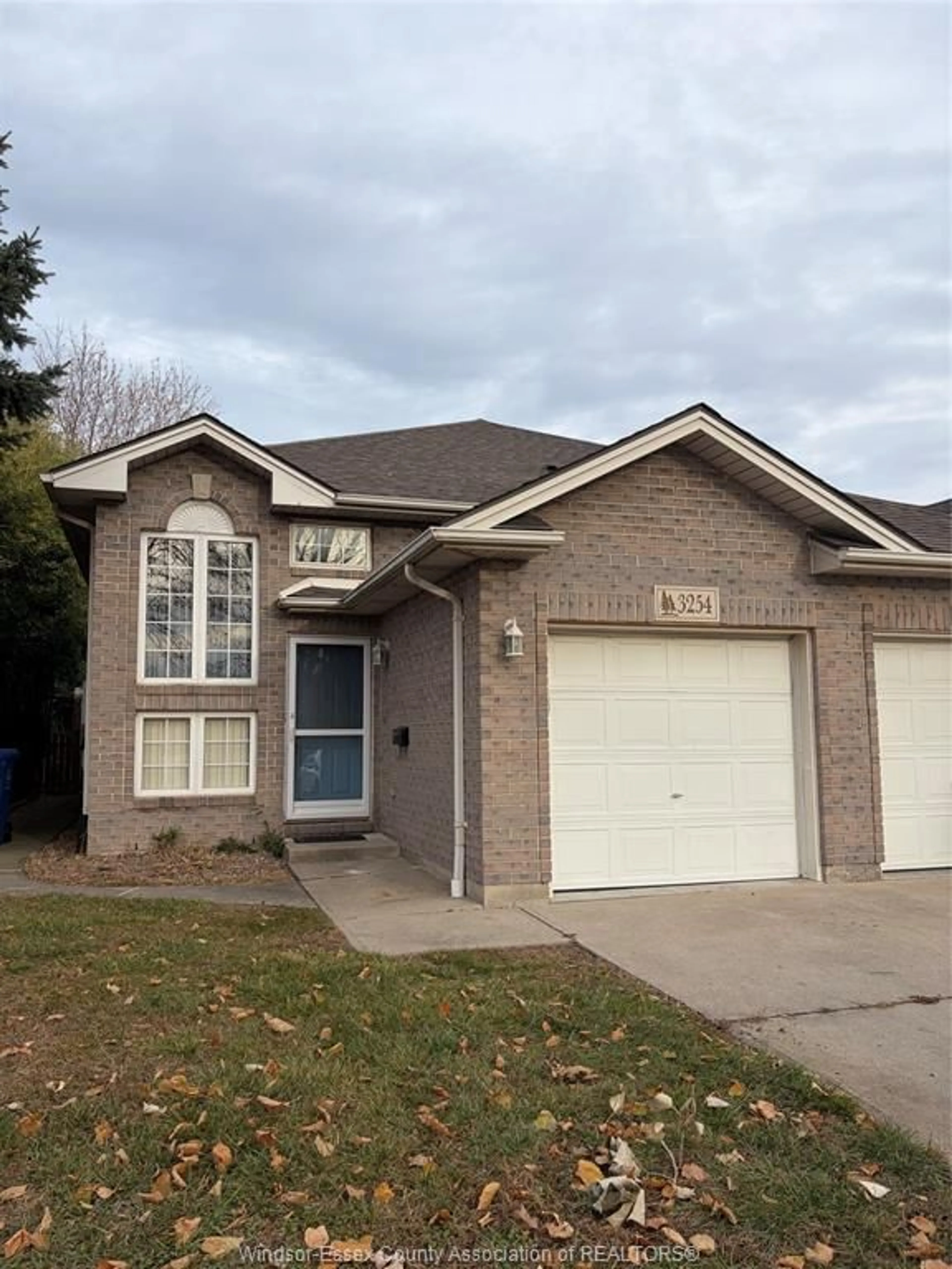 Home with brick exterior material, street for 3254 DAYTONA, Windsor Ontario N9E 4T8