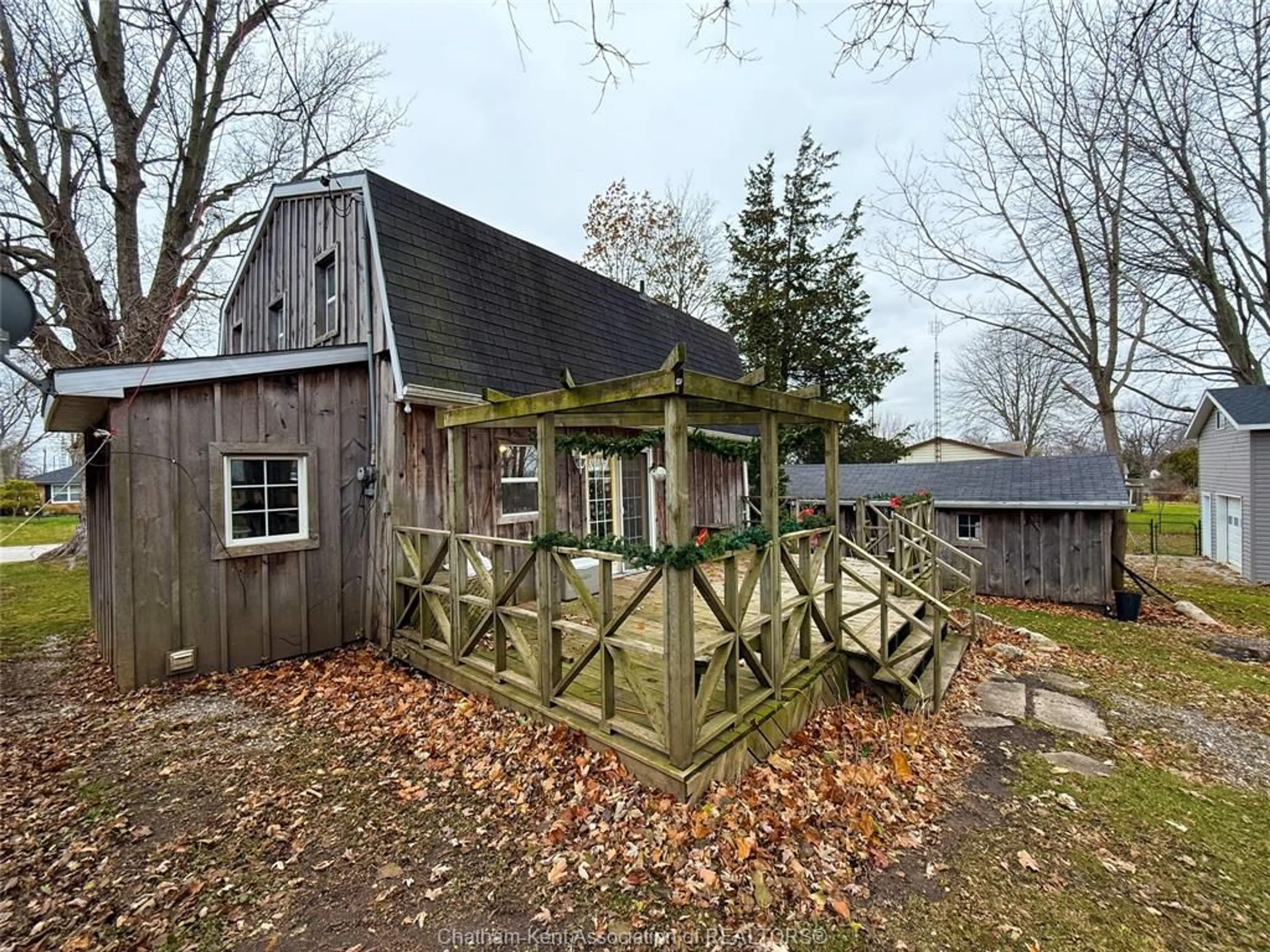 Shed for 21 Albert Ave, Ridgetown Ontario N0P 2C0