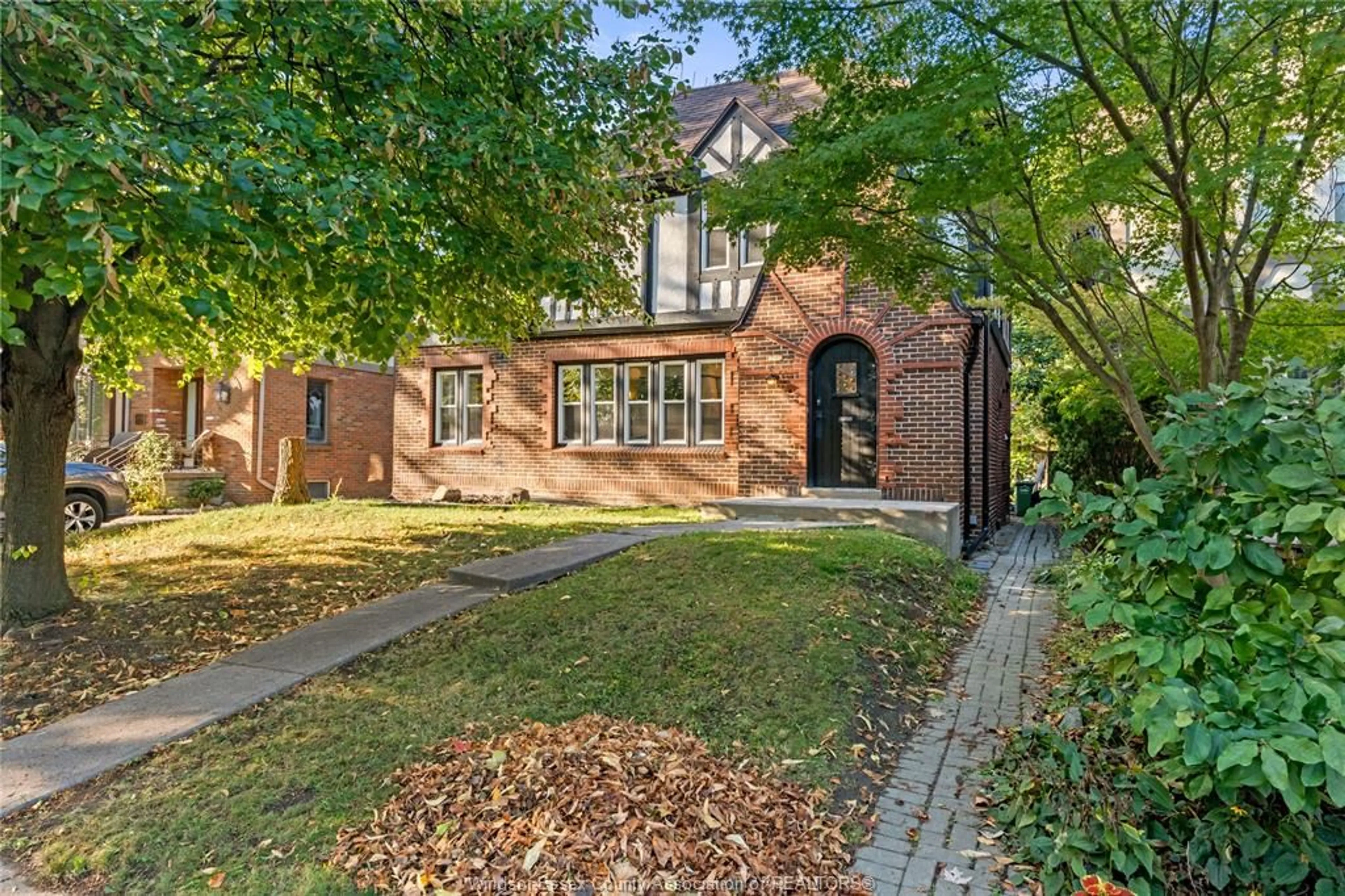 Home with brick exterior material, street for 2163 VICTORIA, Windsor Ontario N8X 1P8