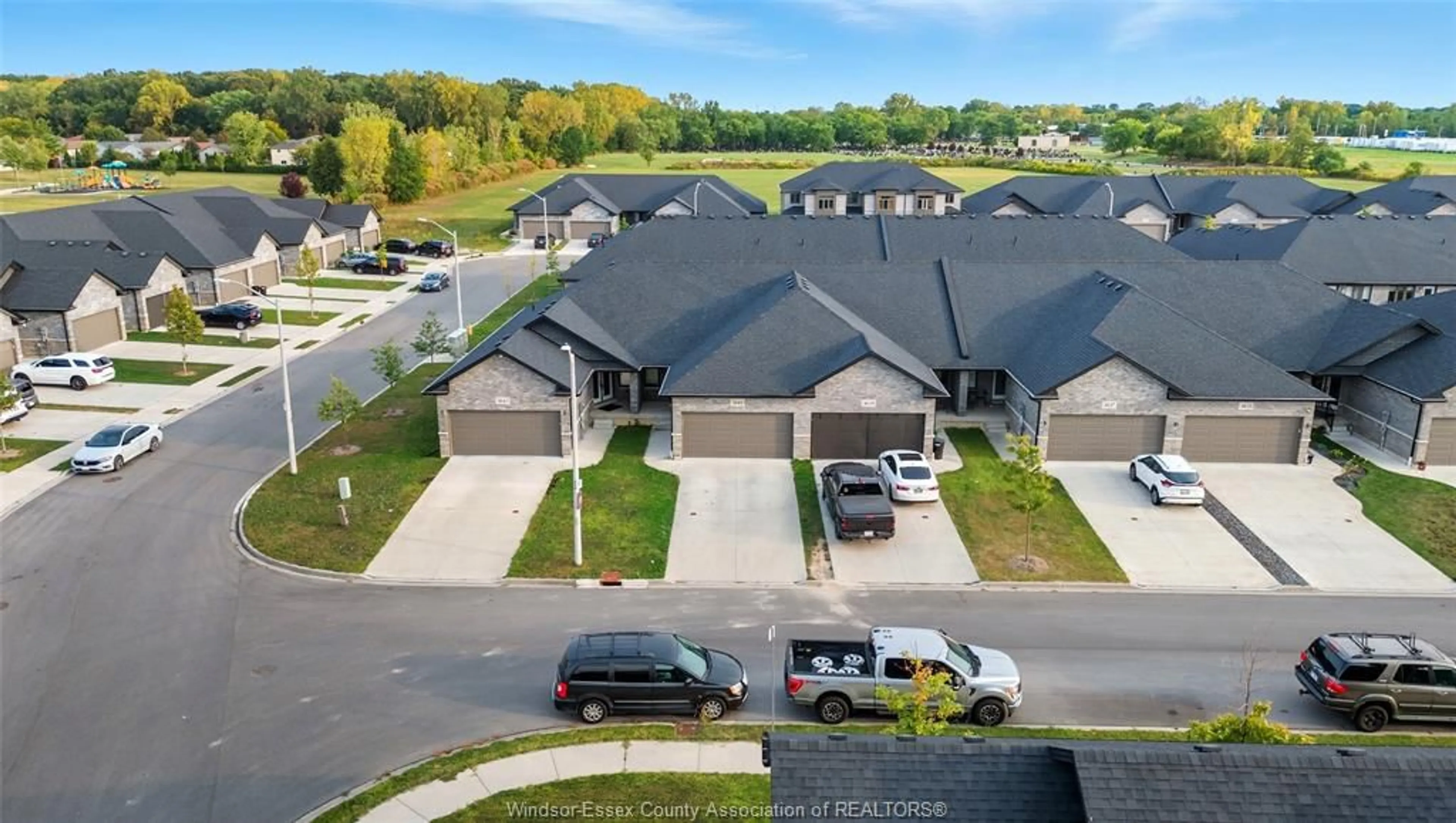 A pic from outside/outdoor area/front of a property/back of a property/a pic from drone, street for 3641 HALLEE Cres, Windsor Ontario N8W 0B2