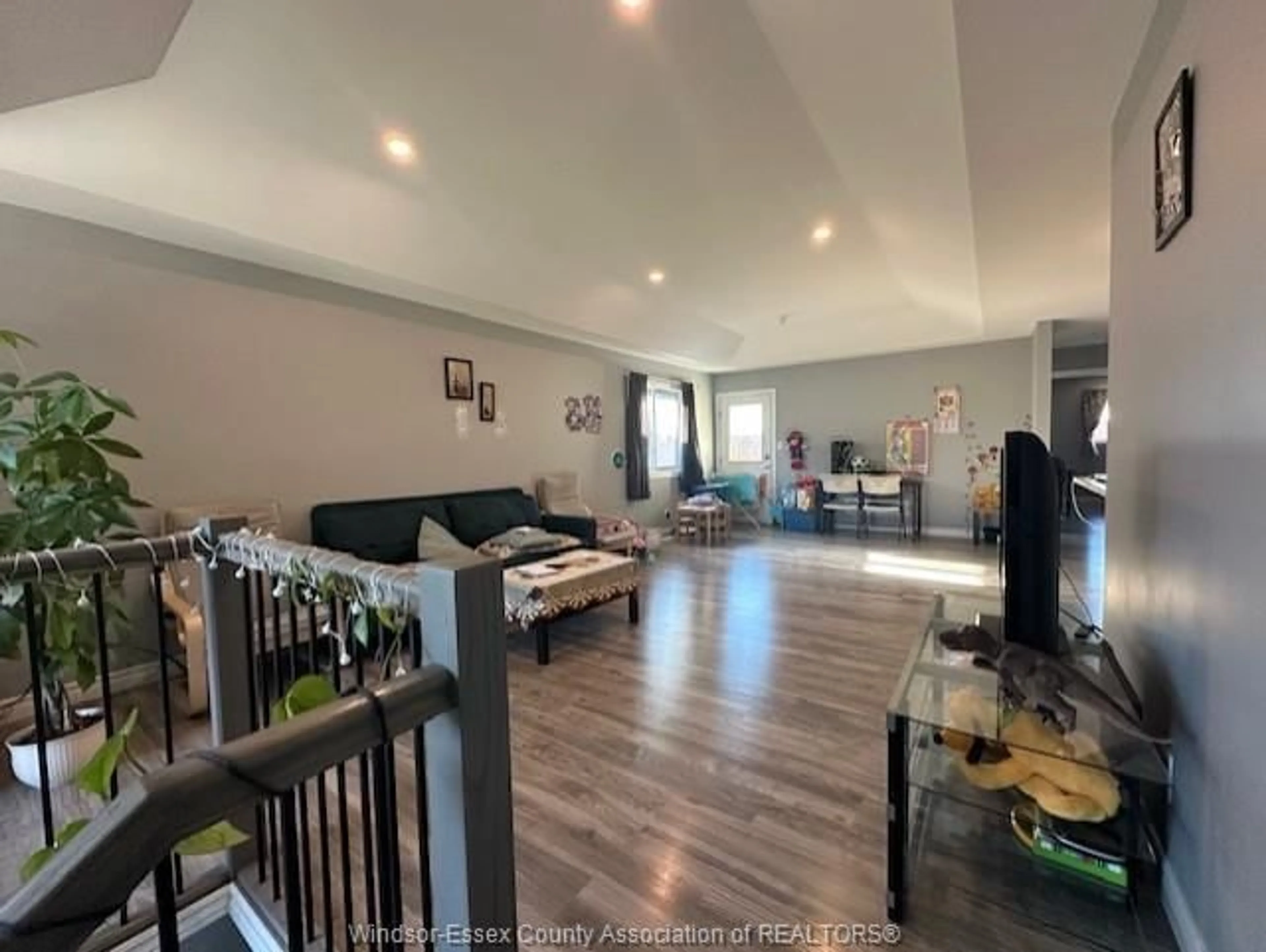 A pic of a room for 3161 VIOLA Cres, Windsor Ontario N8N 0A1