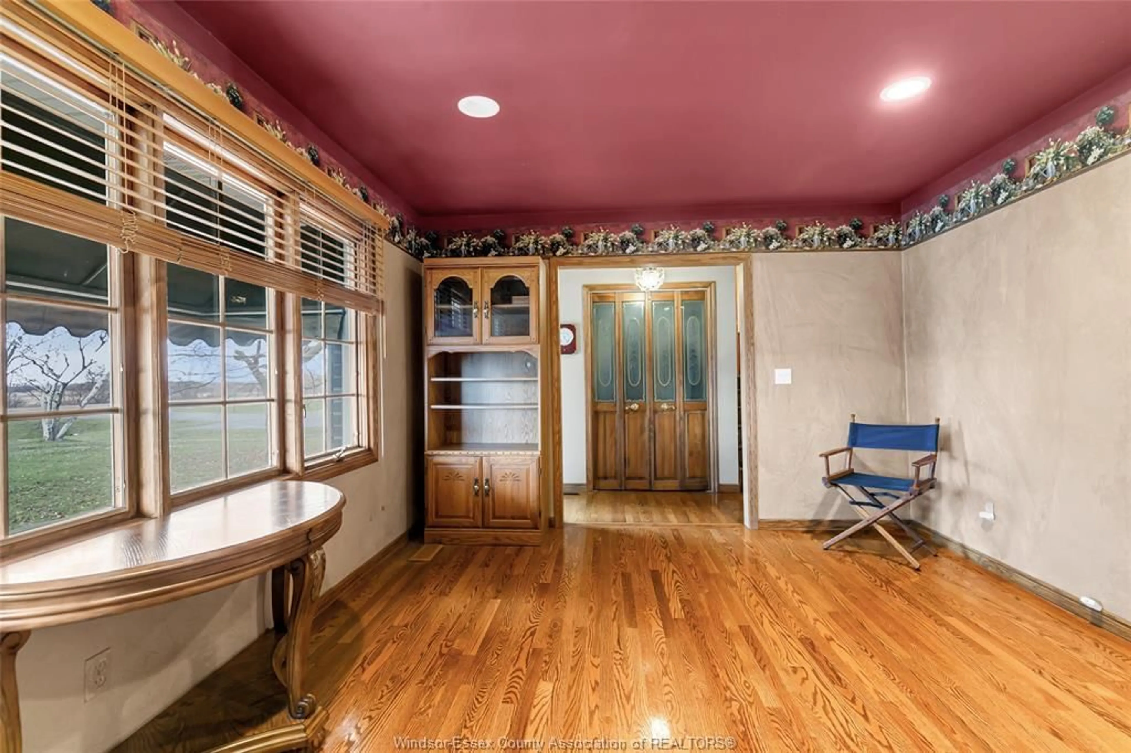 Indoor entryway for 3446 MANNING Rd, Lakeshore Ontario N0R 1K0