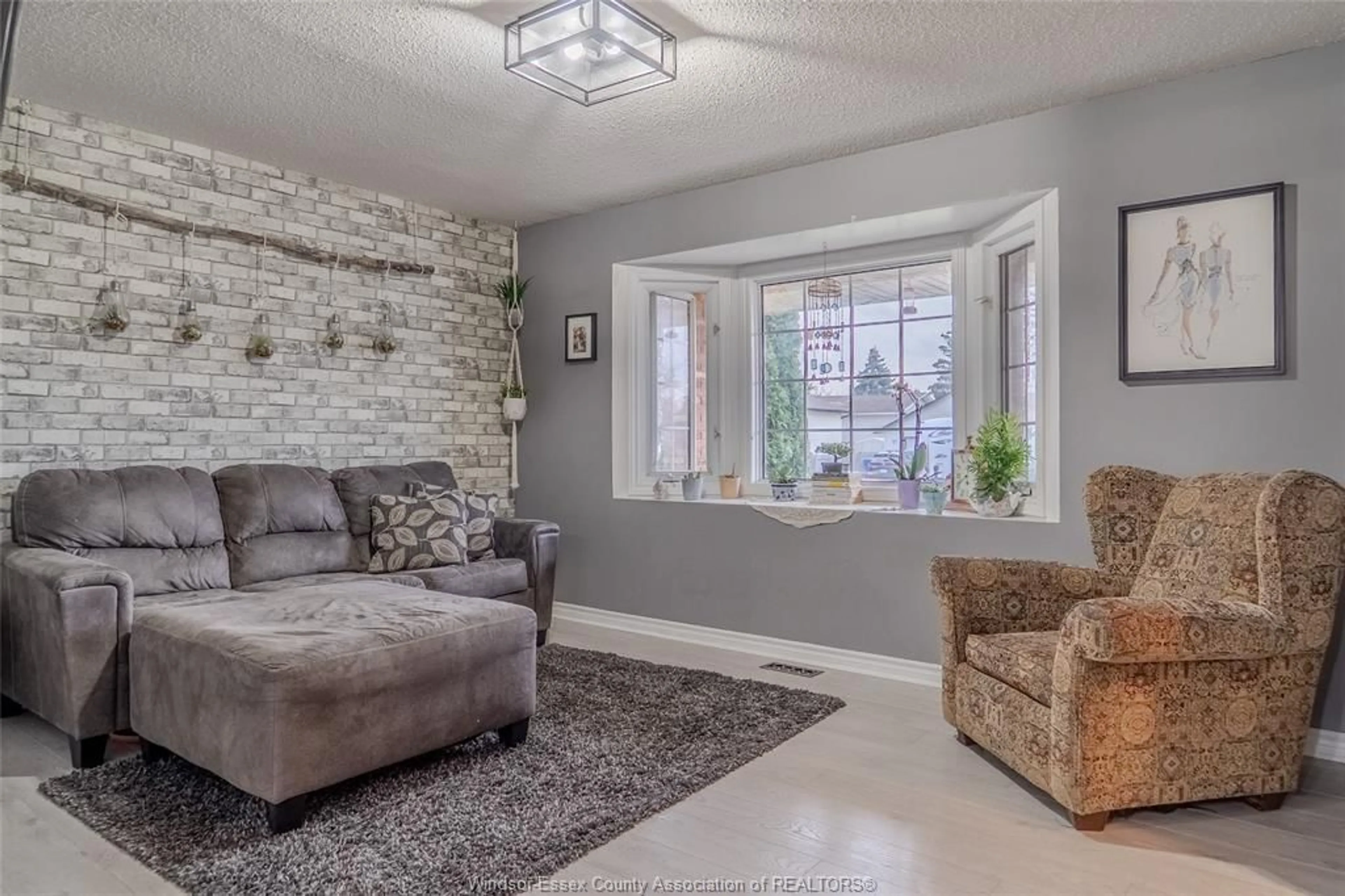 Living room with furniture, unknown for 114 Kingsway, Essex Ontario N8M 3C2