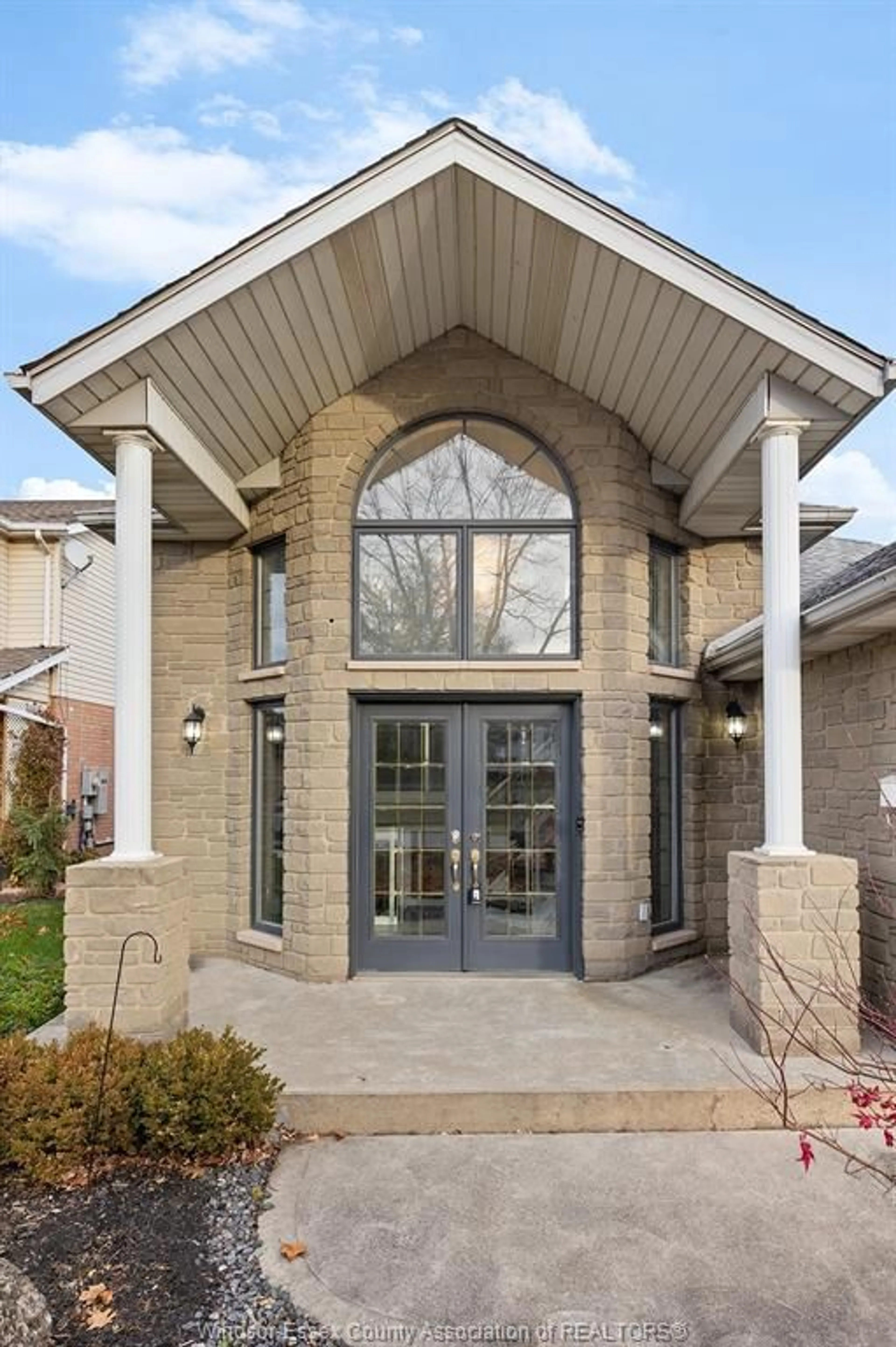 Home with brick exterior material, unknown for 10884 BRENTWOOD, Windsor Ontario N8R 2H8