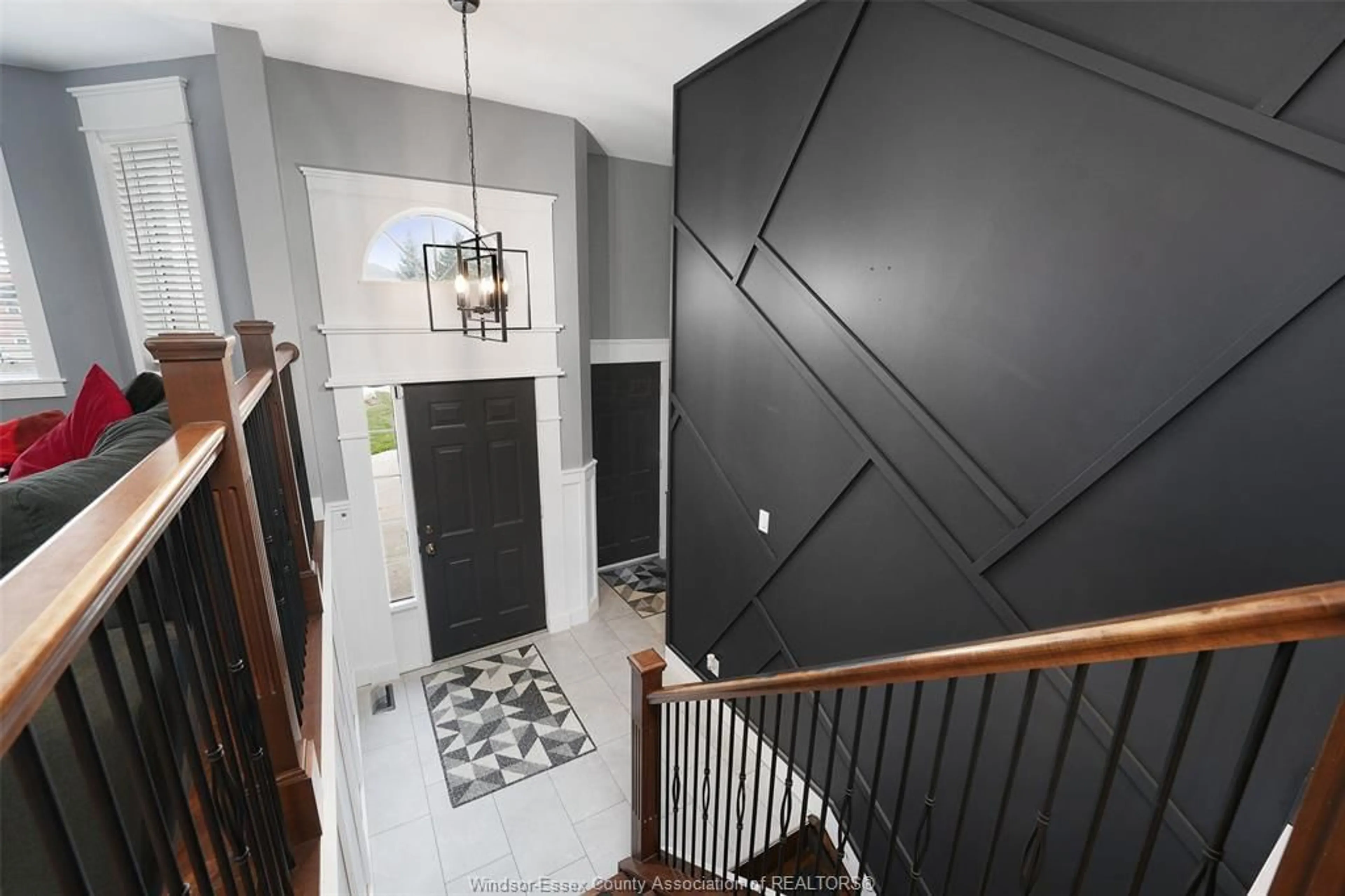 Indoor entryway for 243 GAMMON Cres, Lakeshore Ontario N0R 1A0