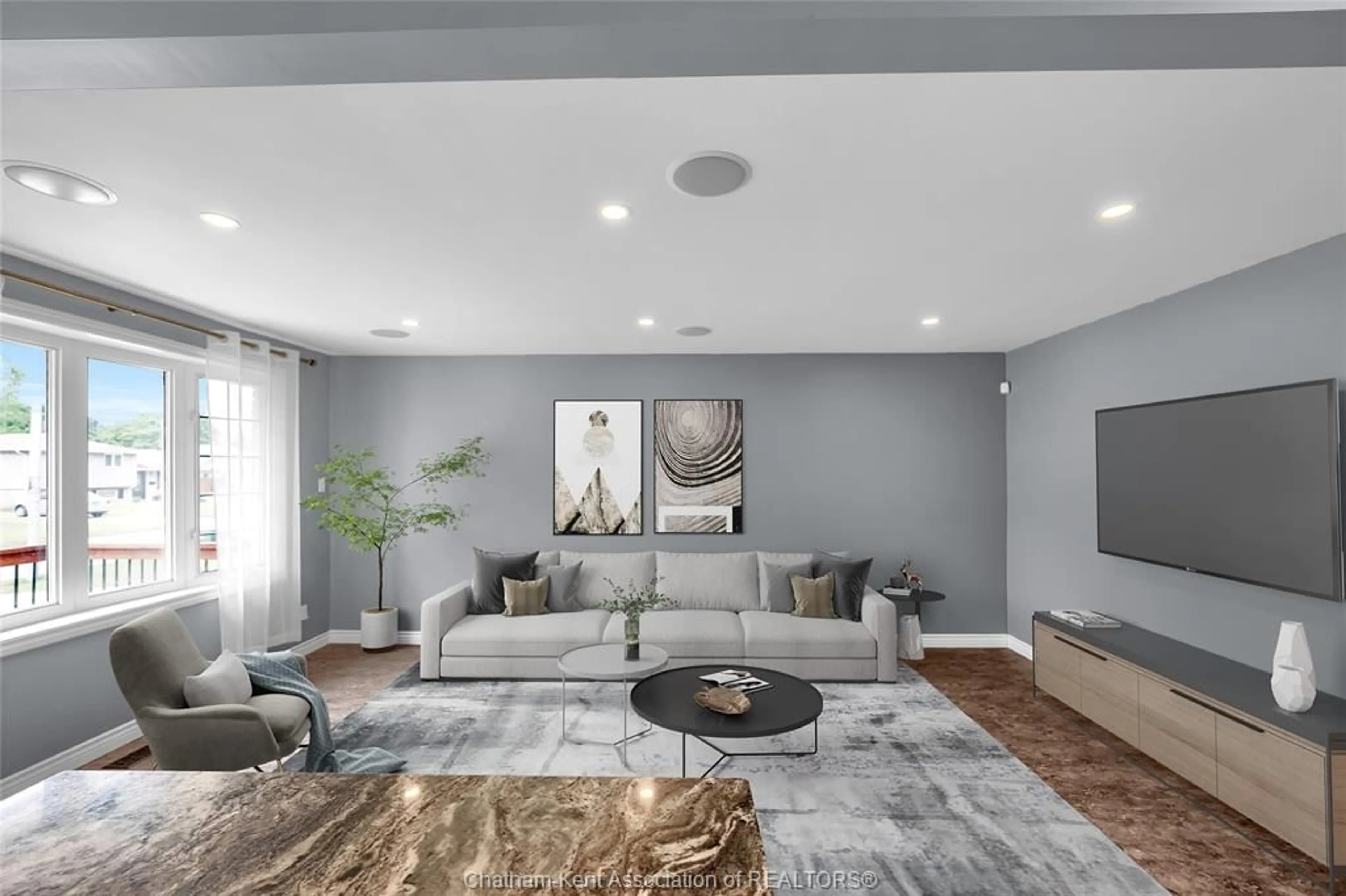 Living room with furniture, unknown for 73 MARION Ave, Chatham Ontario N7M 5N7