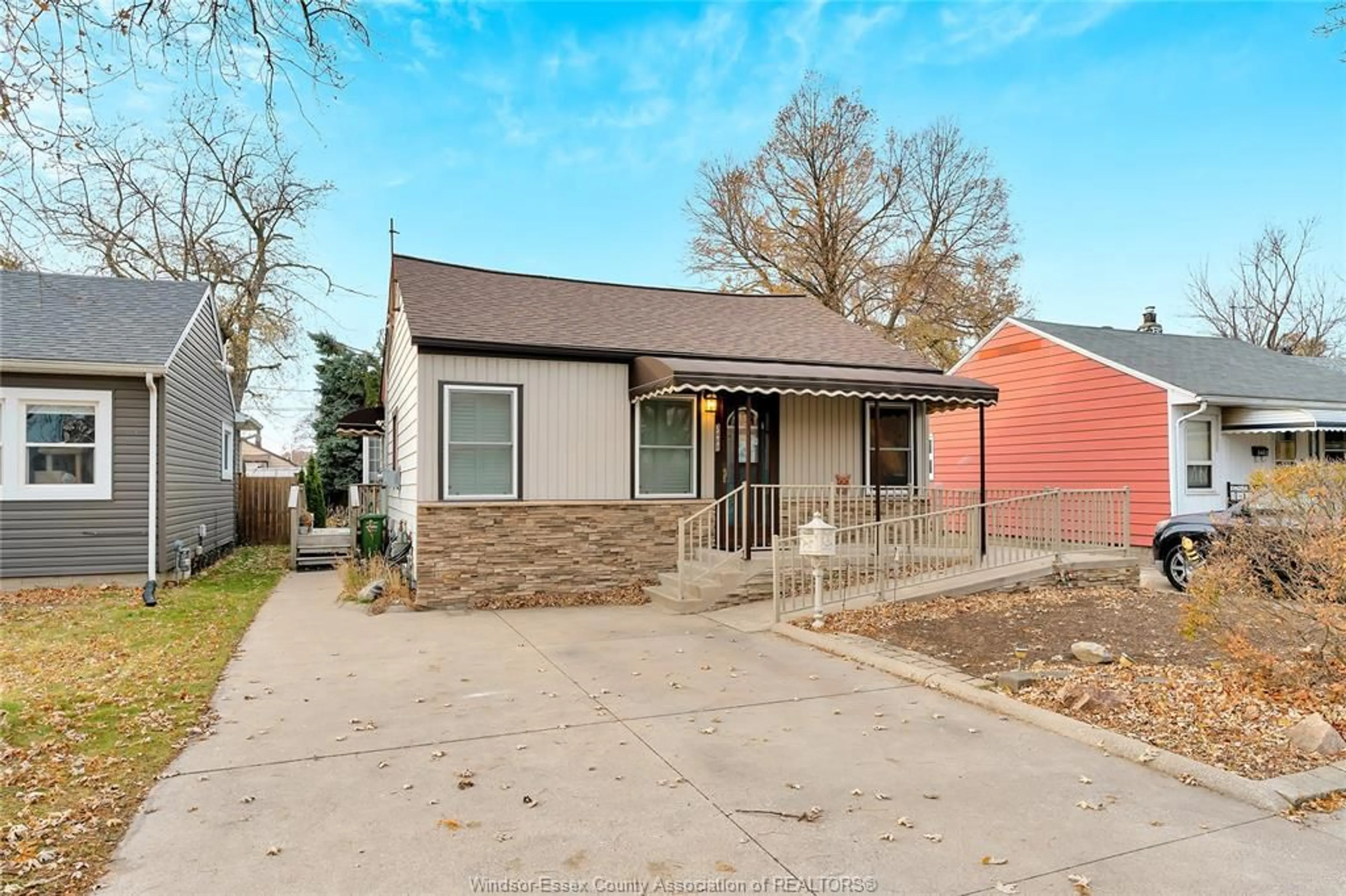 Home with brick exterior material, street for 3488 GIRARDOT St, Windsor Ontario N9C 1W2