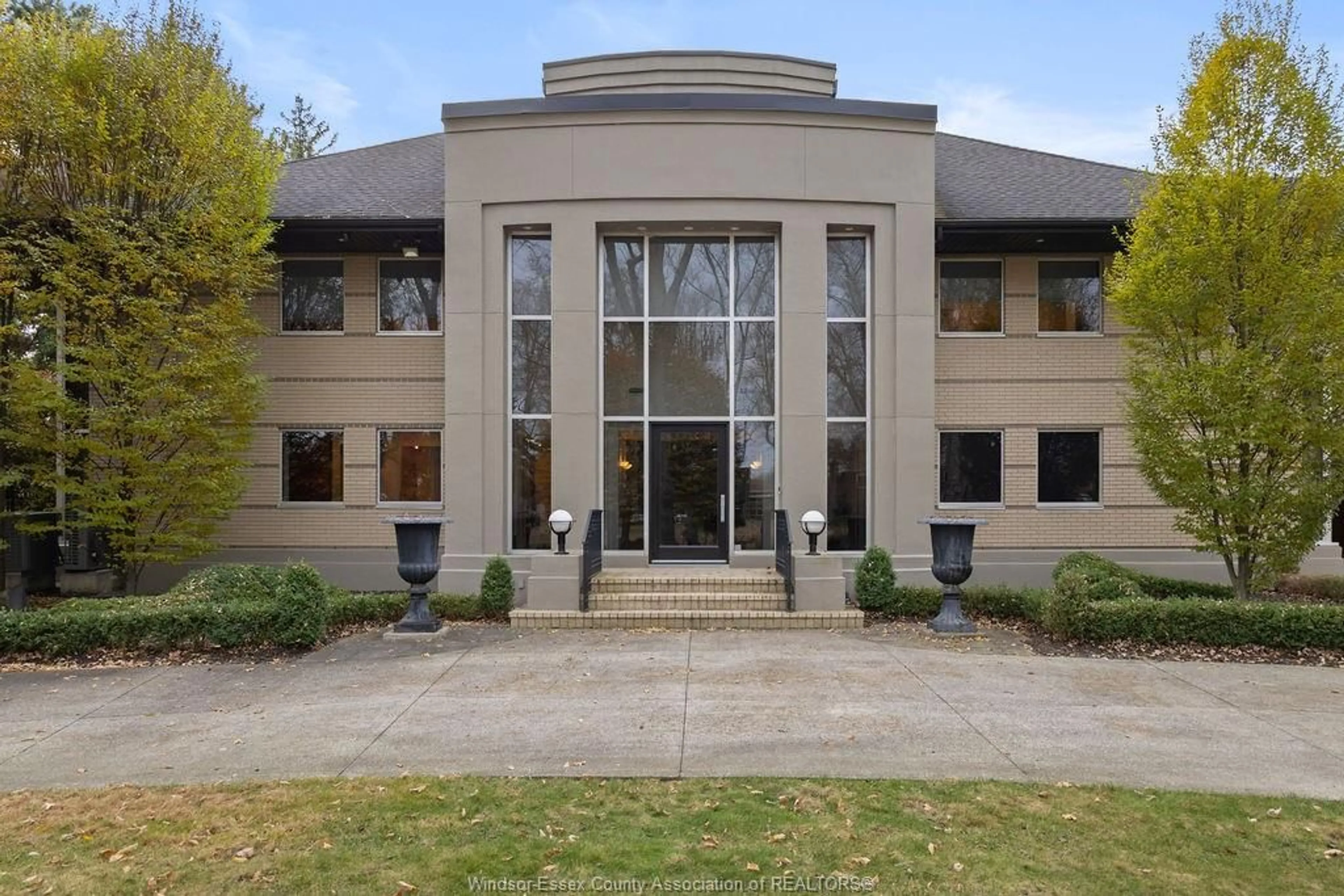 Unknown for 3737 VICTORIA Blvd, Windsor Ontario N9E 3L7