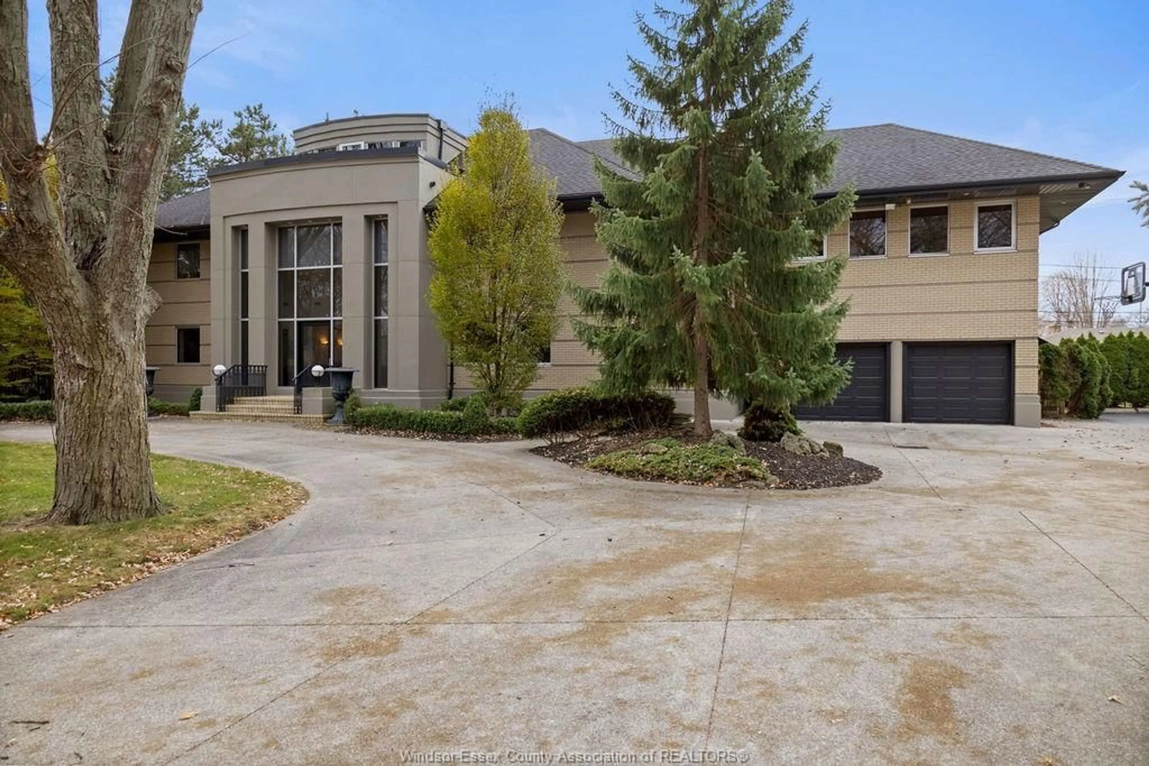 Unknown for 3737 VICTORIA Blvd, Windsor Ontario N9E 3L7