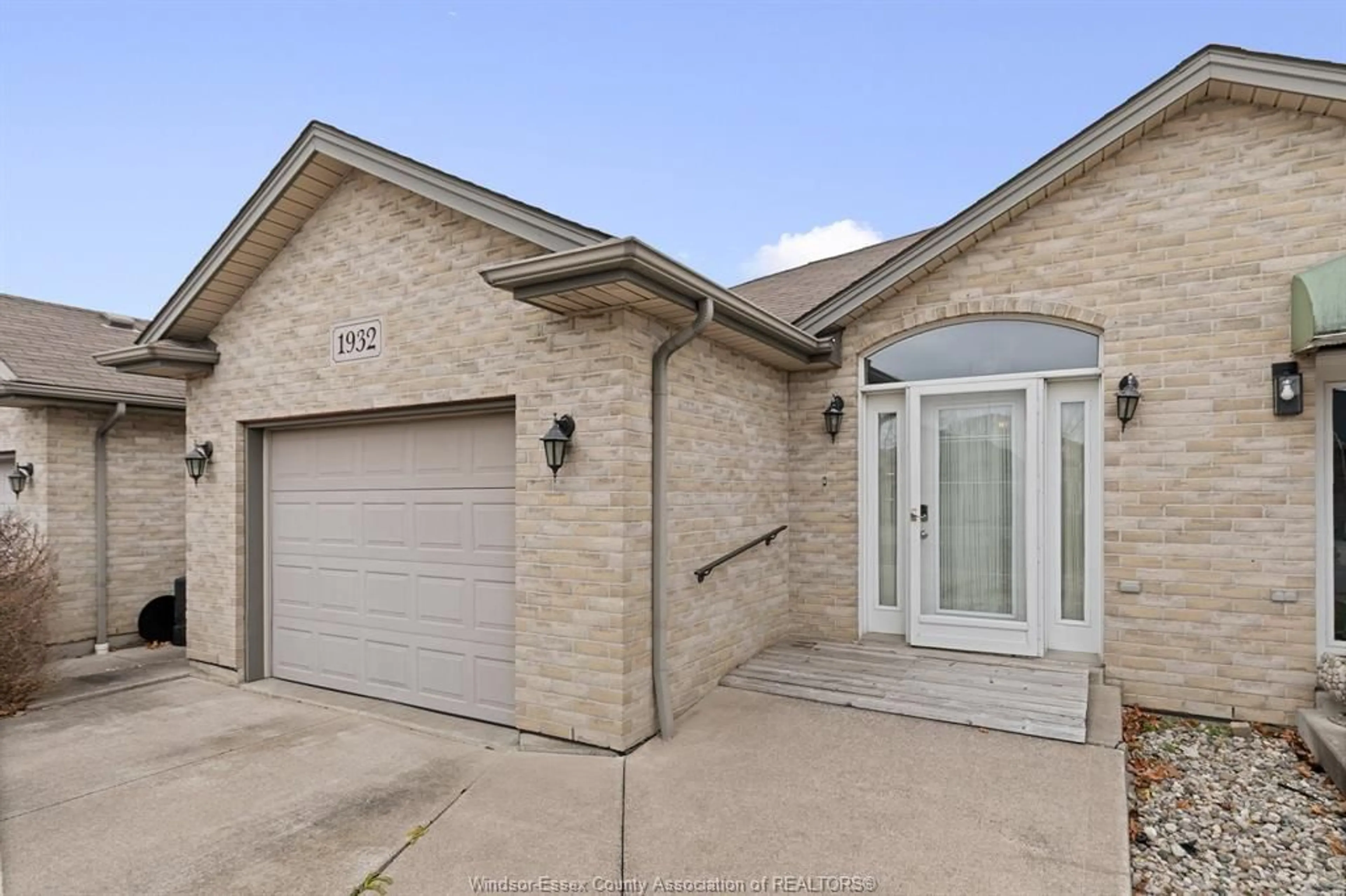 Home with brick exterior material, street for 1932 Northway Ave, Amherstburg Ontario N9B 0A3