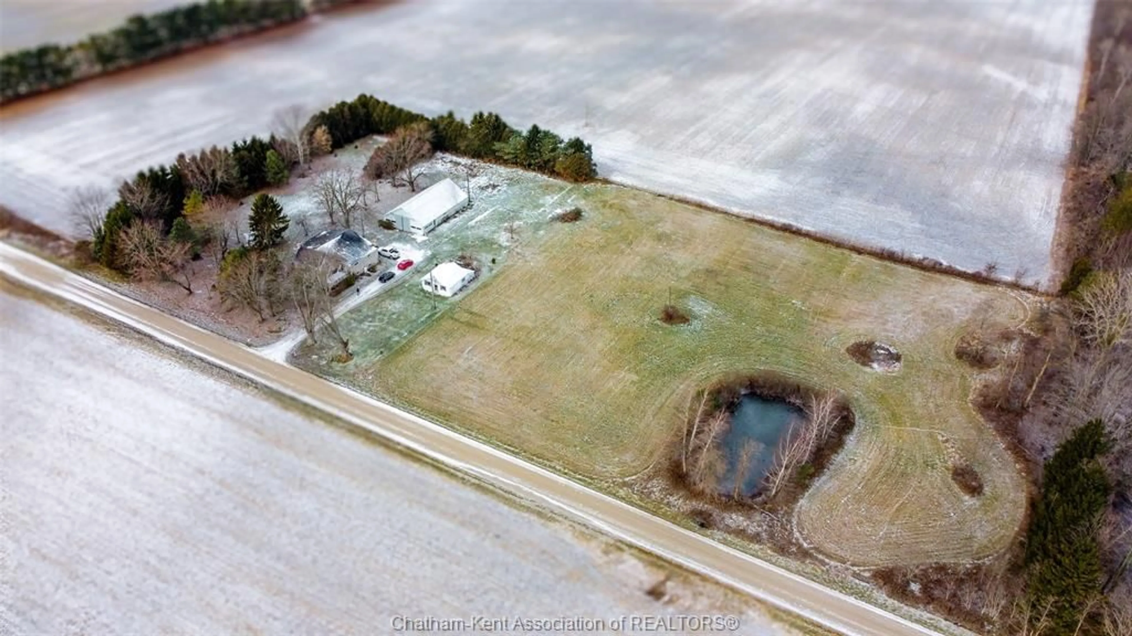 A pic from outside/outdoor area/front of a property/back of a property/a pic from drone, building for 23510 DOWNIE Line, West Lorne Ontario N0L 2P0