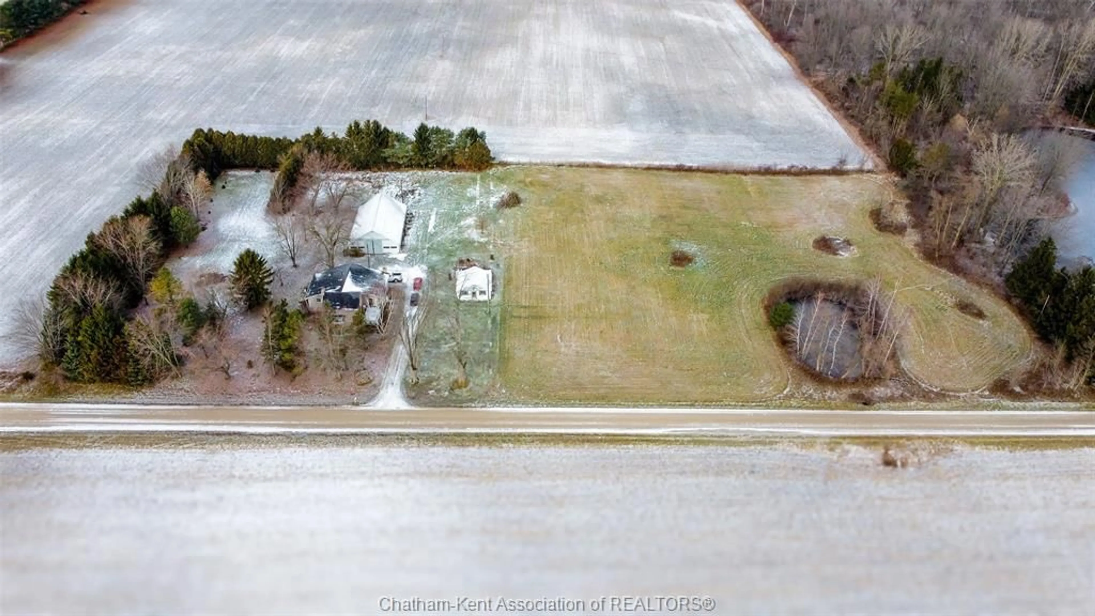 A pic from outside/outdoor area/front of a property/back of a property/a pic from drone, water/lake/river/ocean view for 23510 DOWNIE Line, West Lorne Ontario N0L 2P0