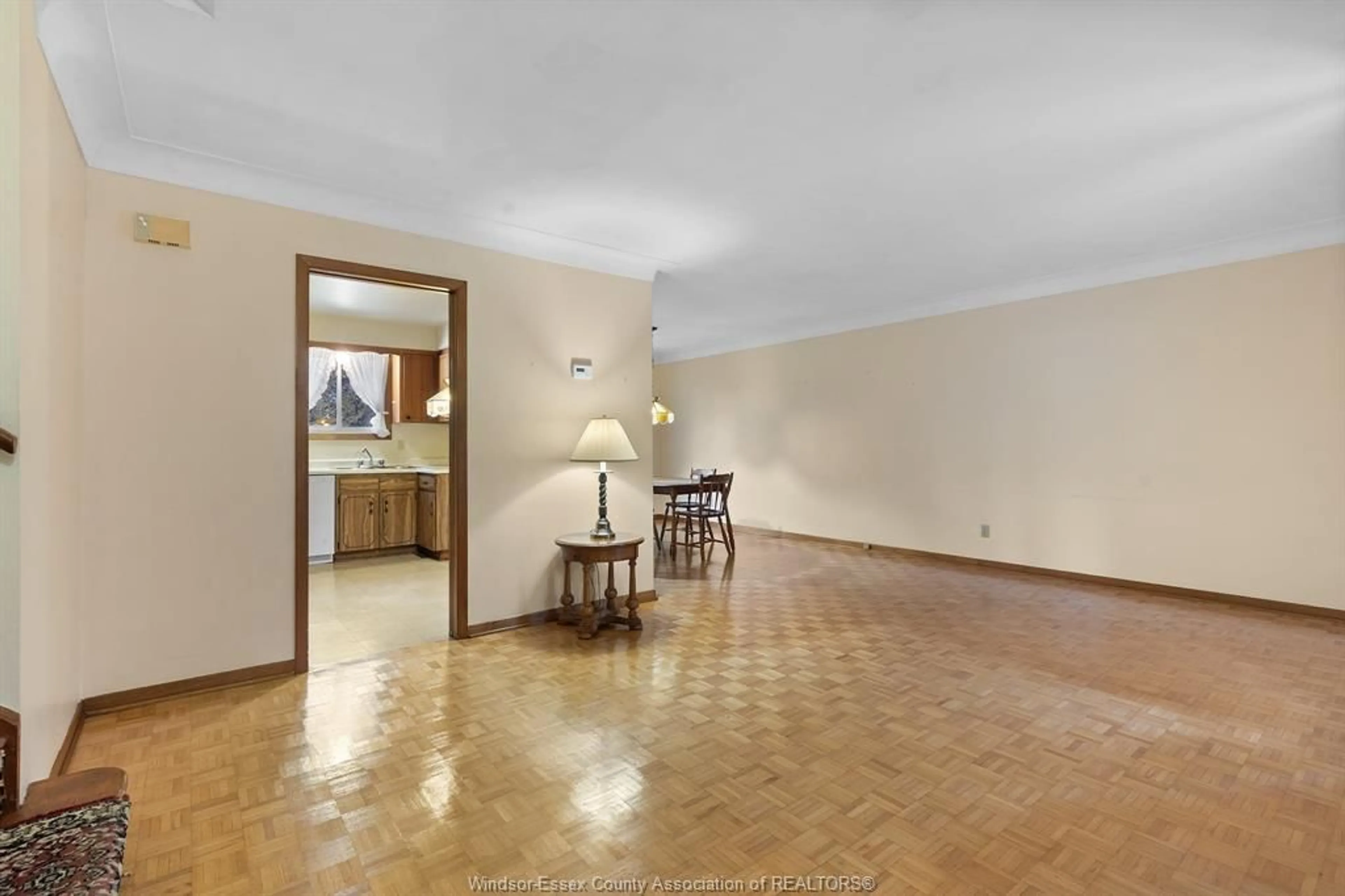 Unknown for 1161 GARDEN Crt, Windsor Ontario N8S 2S1