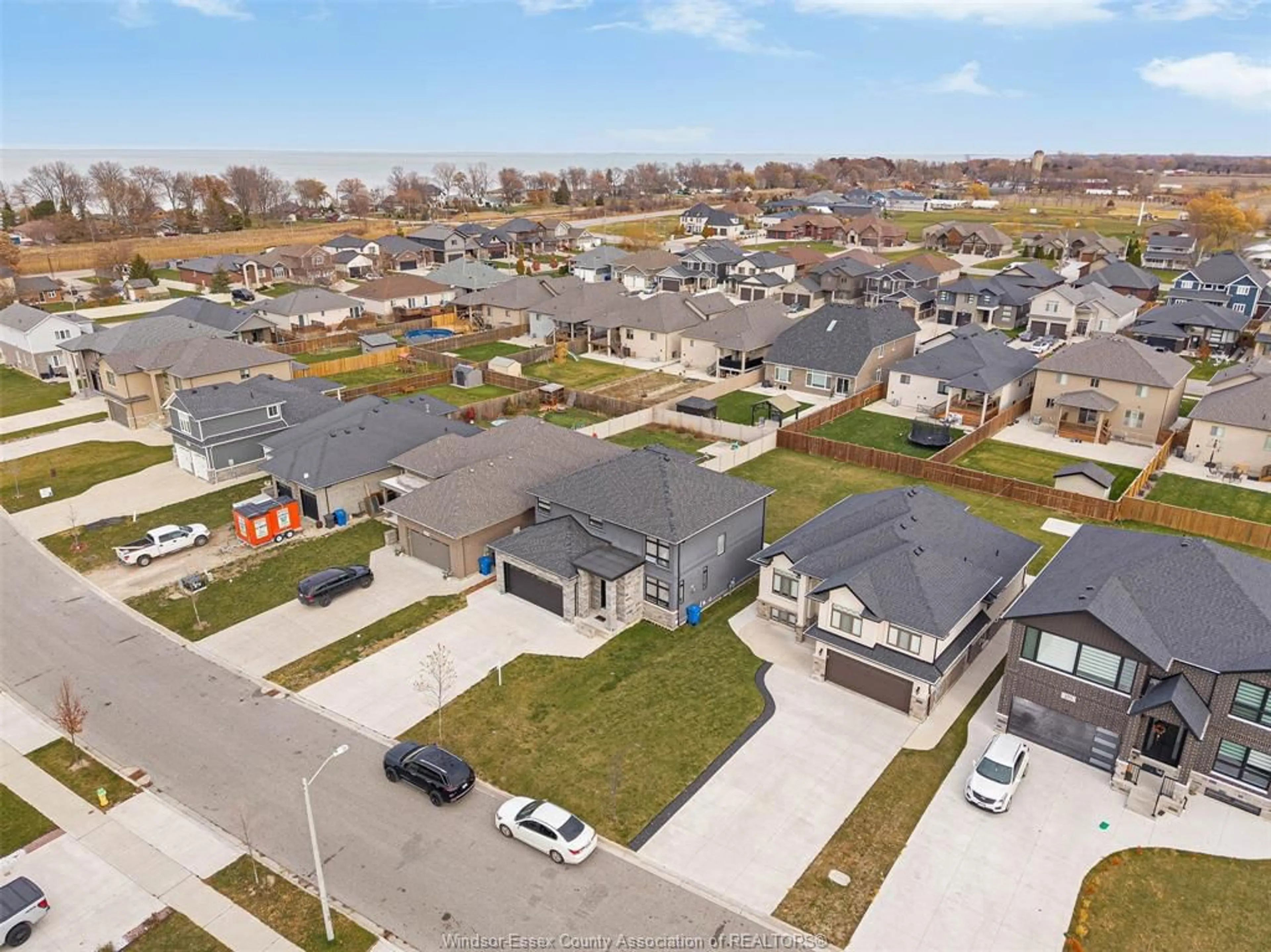 A pic from outside/outdoor area/front of a property/back of a property/a pic from drone, street for 197 SPRING, Belle River Ontario N0R 1A0