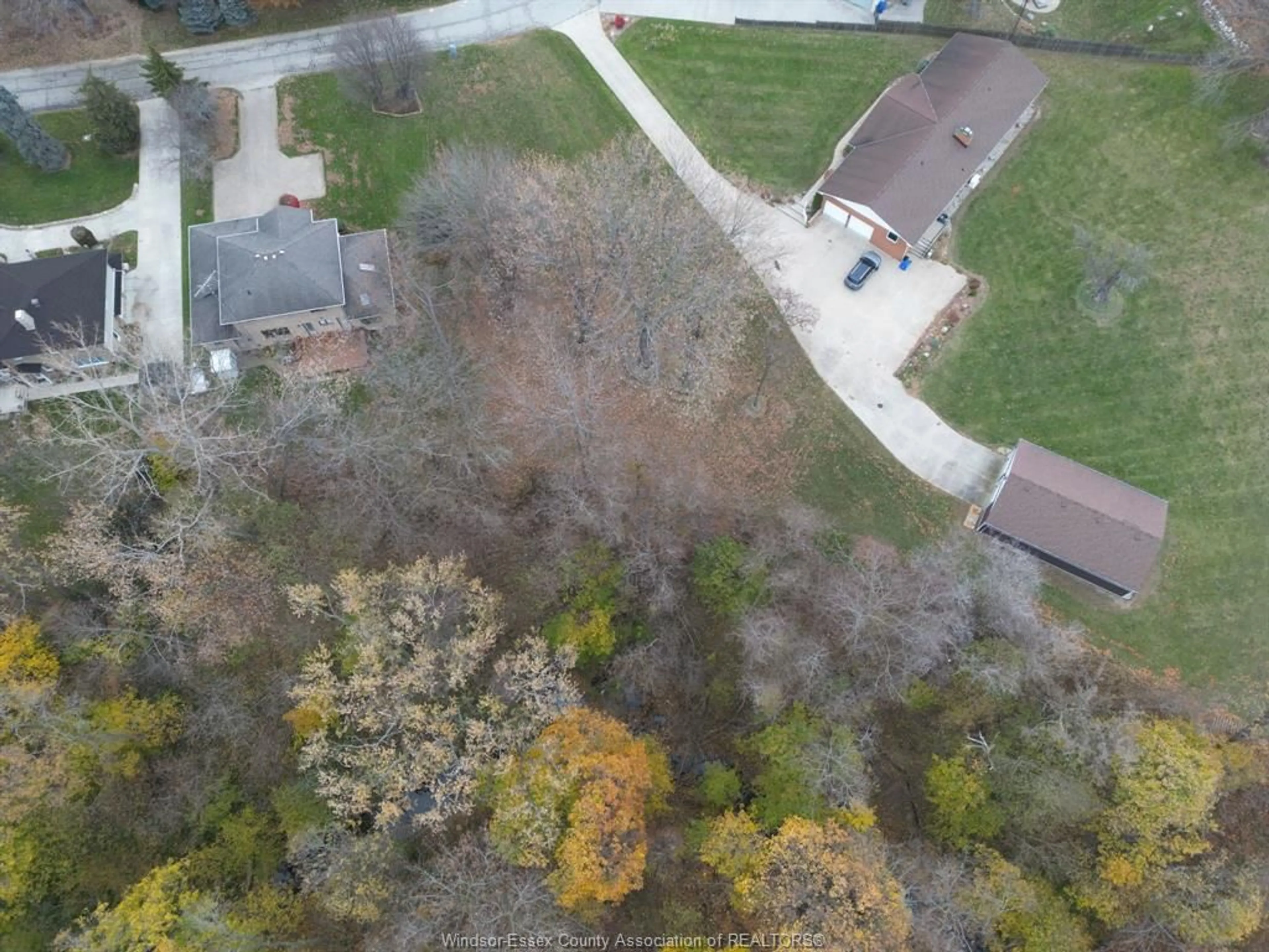 A pic from outside/outdoor area/front of a property/back of a property/a pic from drone, forest/trees view for LOT 13 OXFORD Ave, Kingsville Ontario N9Y 2S8